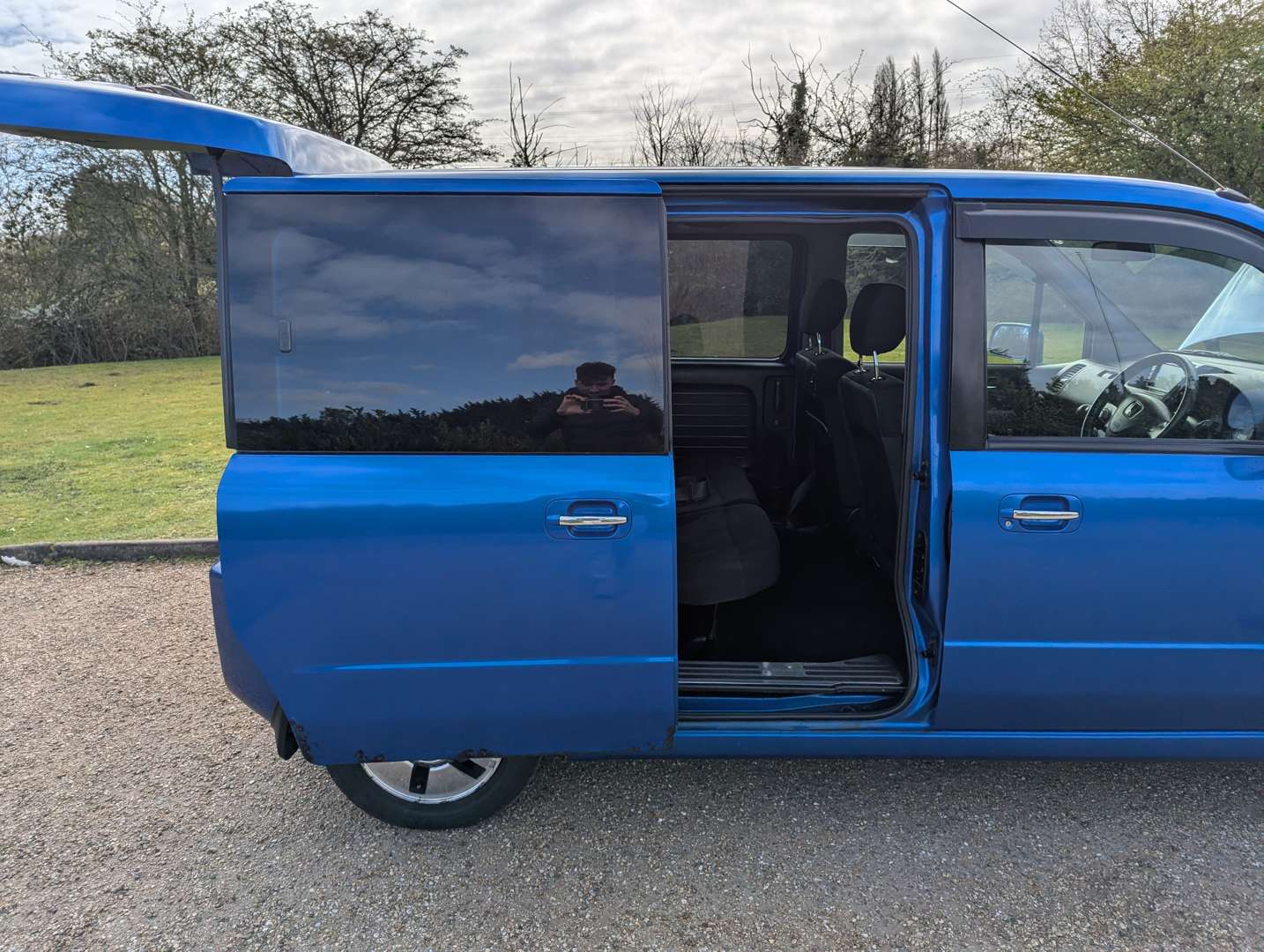 <p>2004 HONDA MOBILIO SPIKE</p>