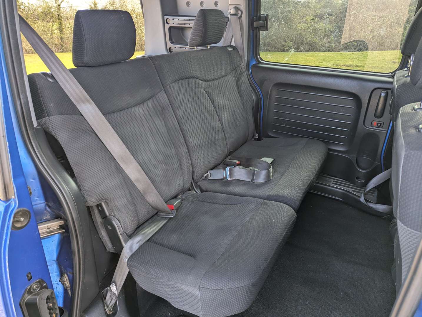 <p>2004 HONDA MOBILIO SPIKE</p>