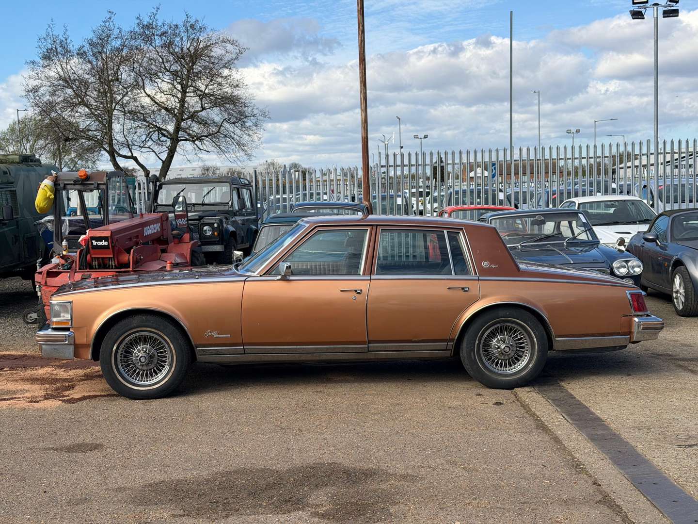 <p>1978 CADILLAC SEVILLE ELEGANT</p>