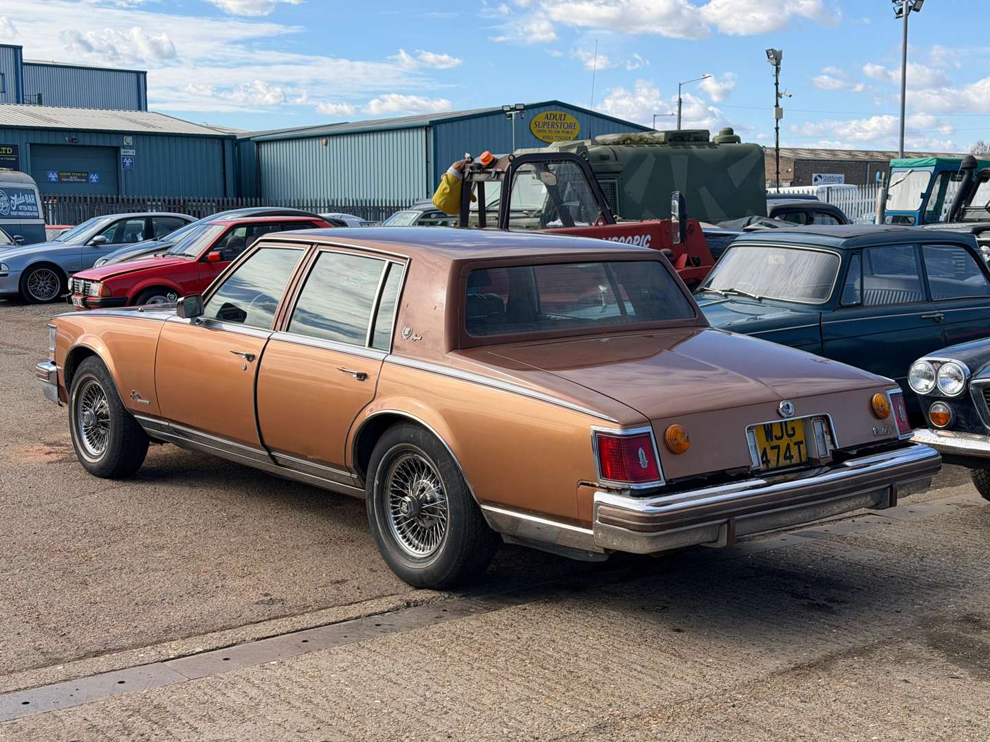 <p>1978 CADILLAC SEVILLE ELEGANT</p>