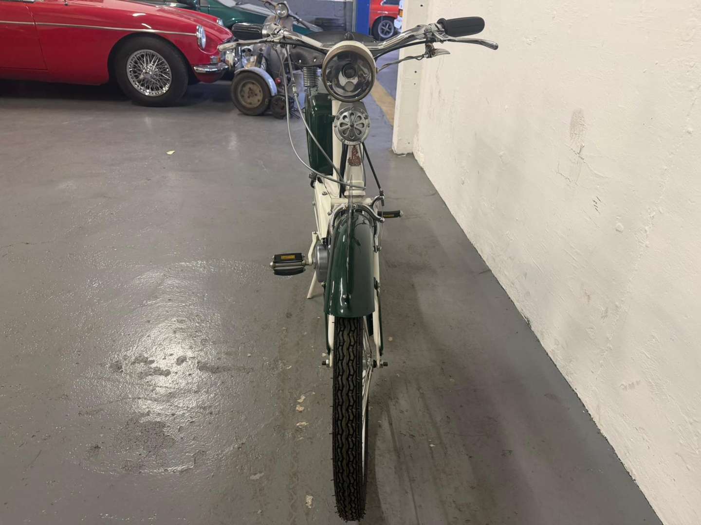 <p>1964 RALEIGH RUNABOUT</p>