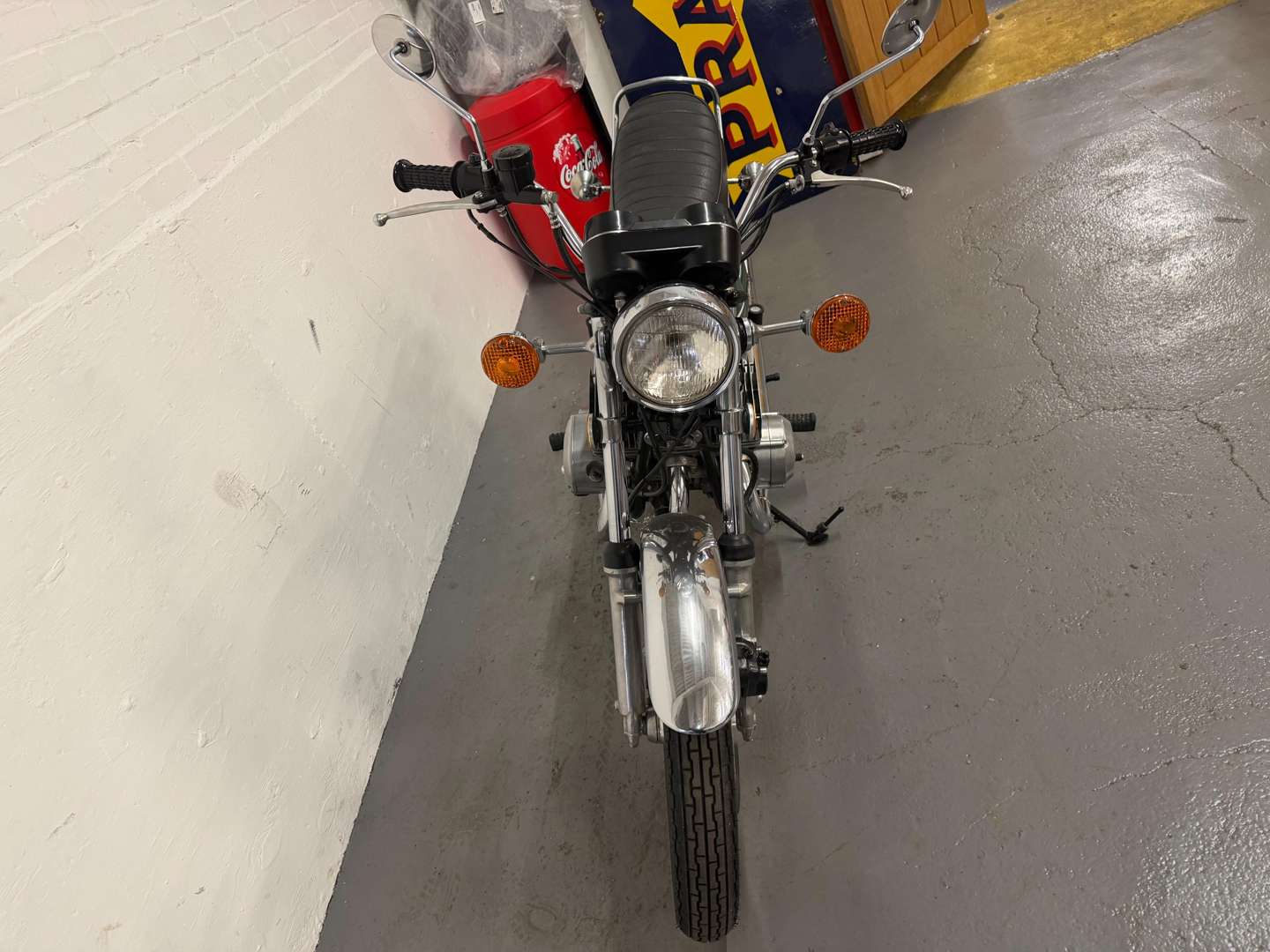 <p>1975 KAWASAKI KH400</p>