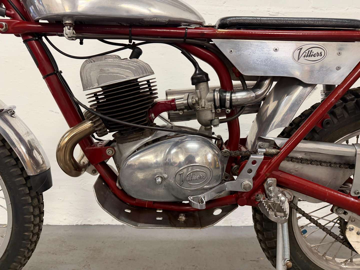 <p>1957 JAMES TRIALS BIKE</p>