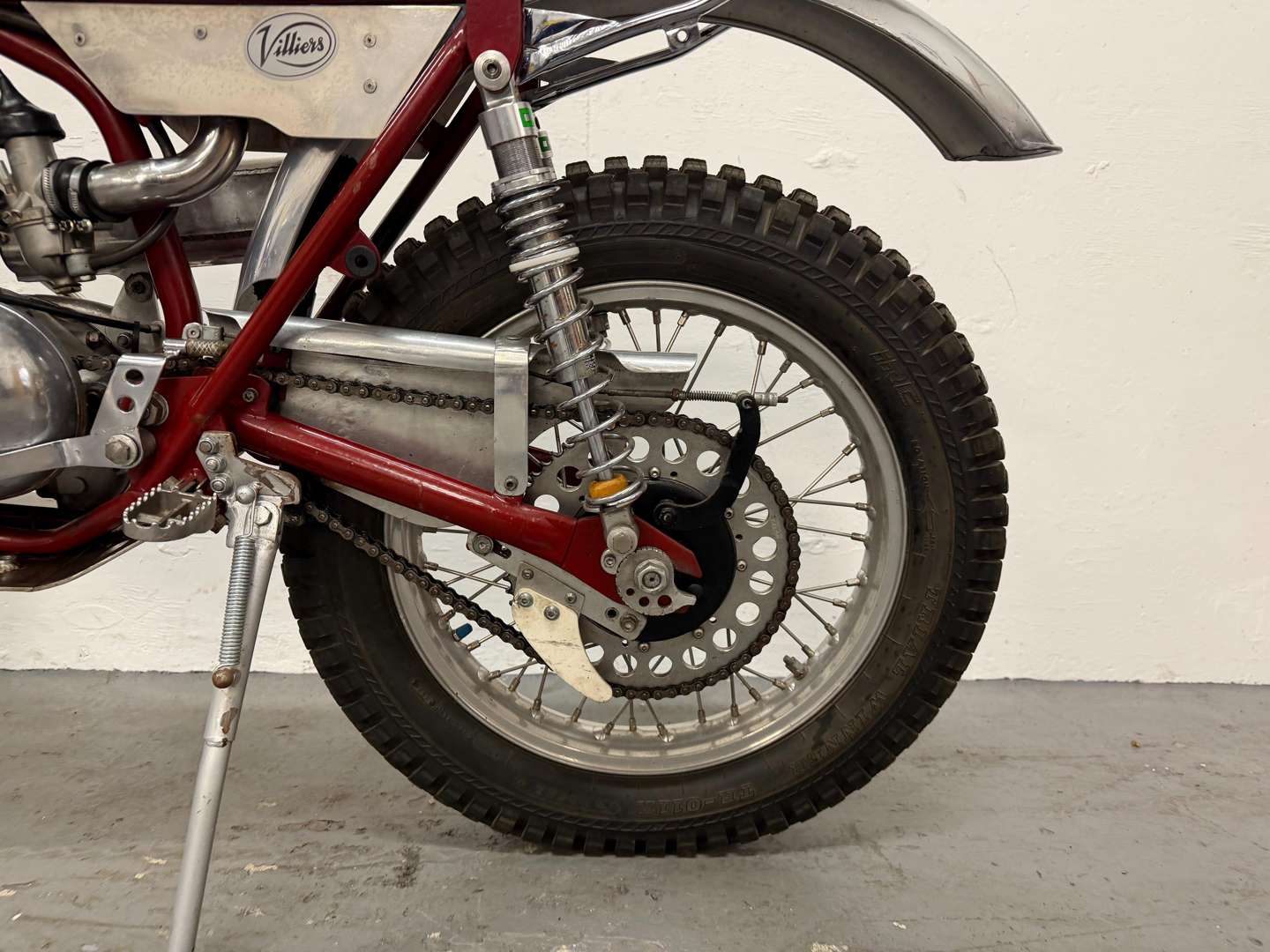 <p>1957 JAMES TRIALS BIKE</p>