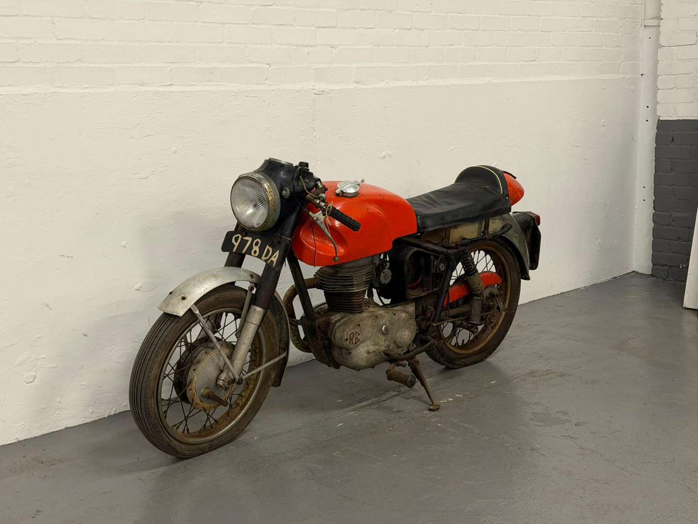 <p>1959 ROYAL ENFIELD CRUSADE SPORTS</p>