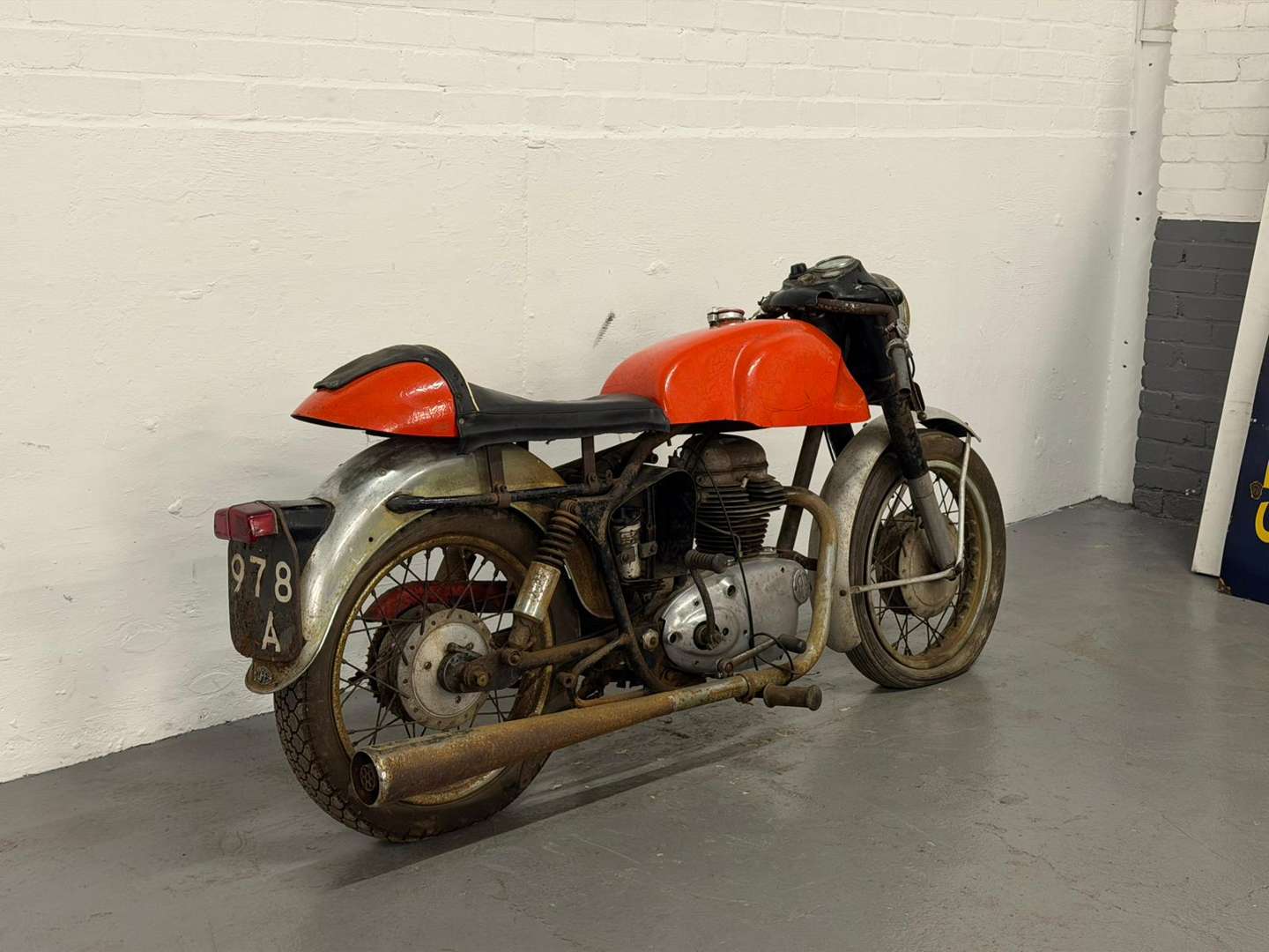 <p>1959 ROYAL ENFIELD CRUSADE SPORTS</p>