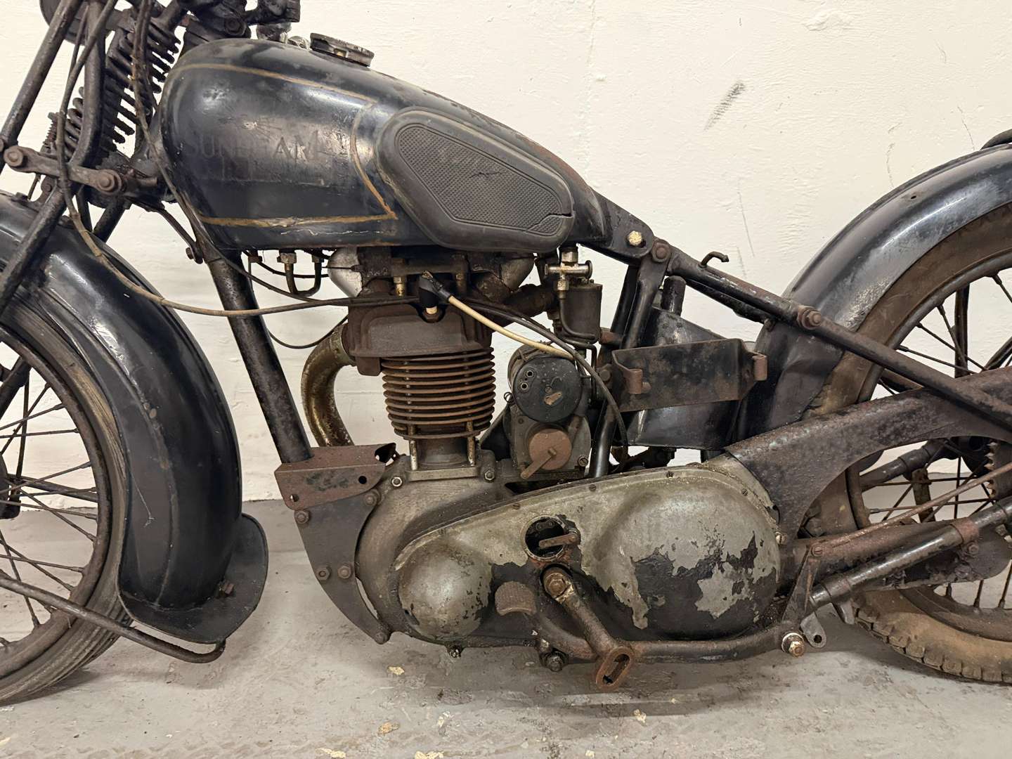 <p>1938 SUNBEAM A23</p>