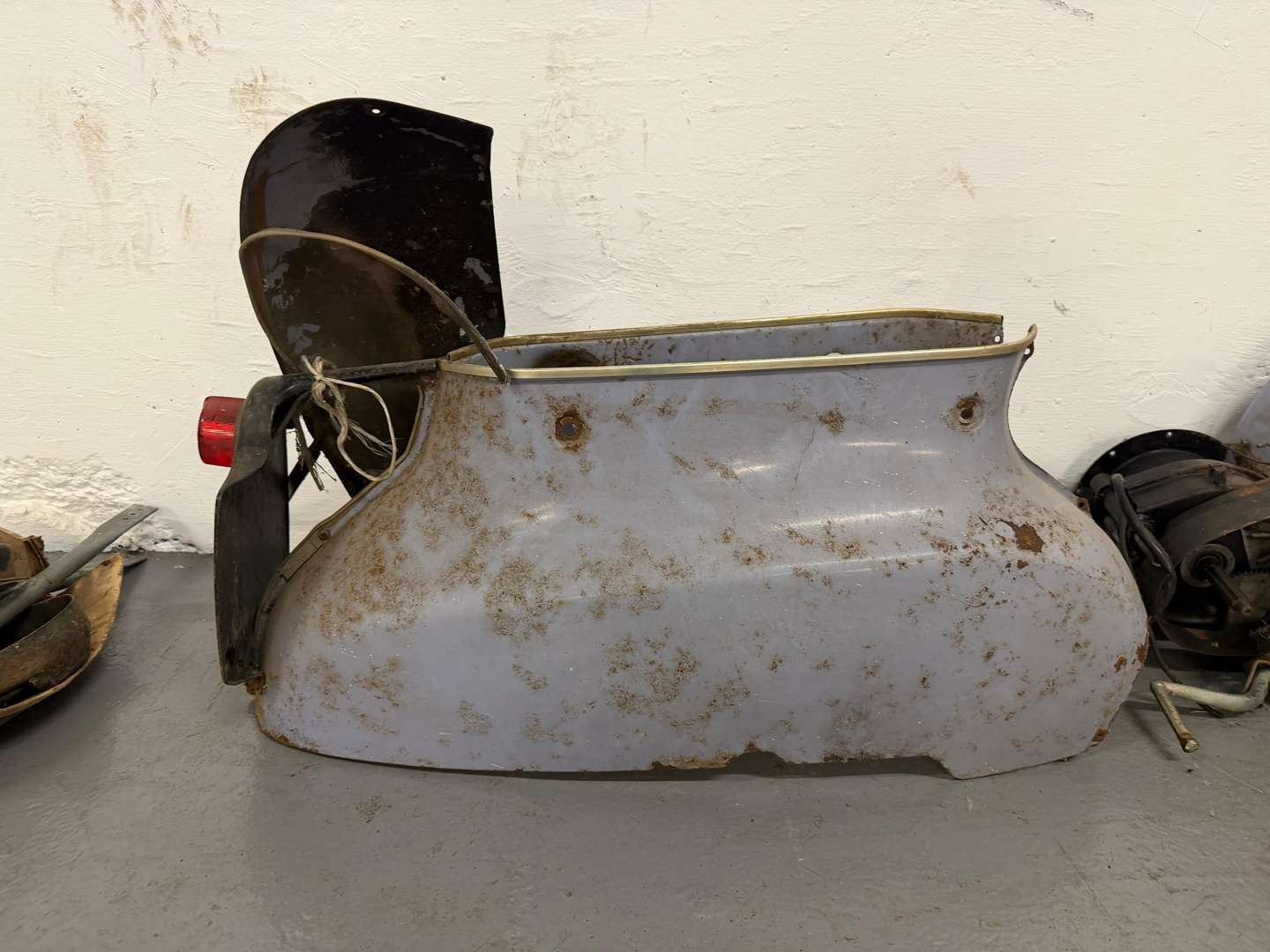 <p>1962 TRIUMPH TINA</p>