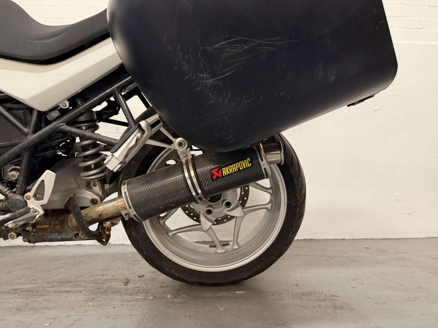 <p>2008 BMW R1200 R</p>