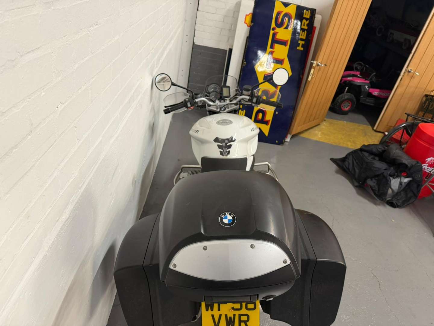 <p>2008 BMW R1200 R</p>