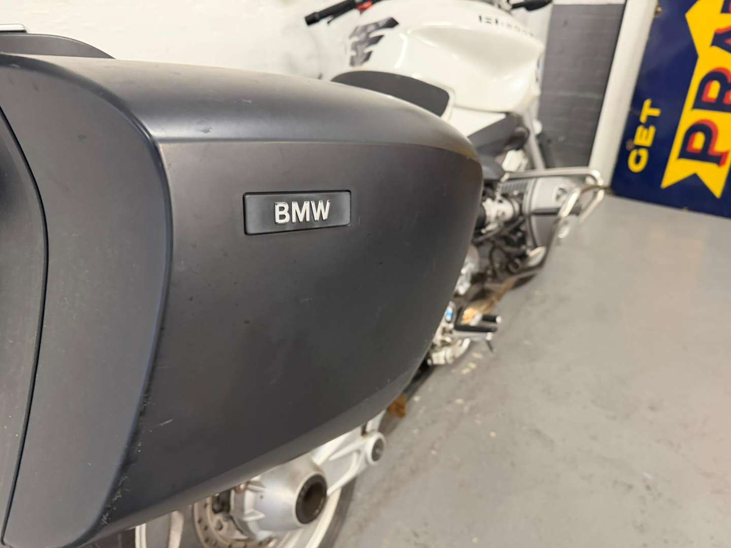 <p>2008 BMW R1200 R</p>