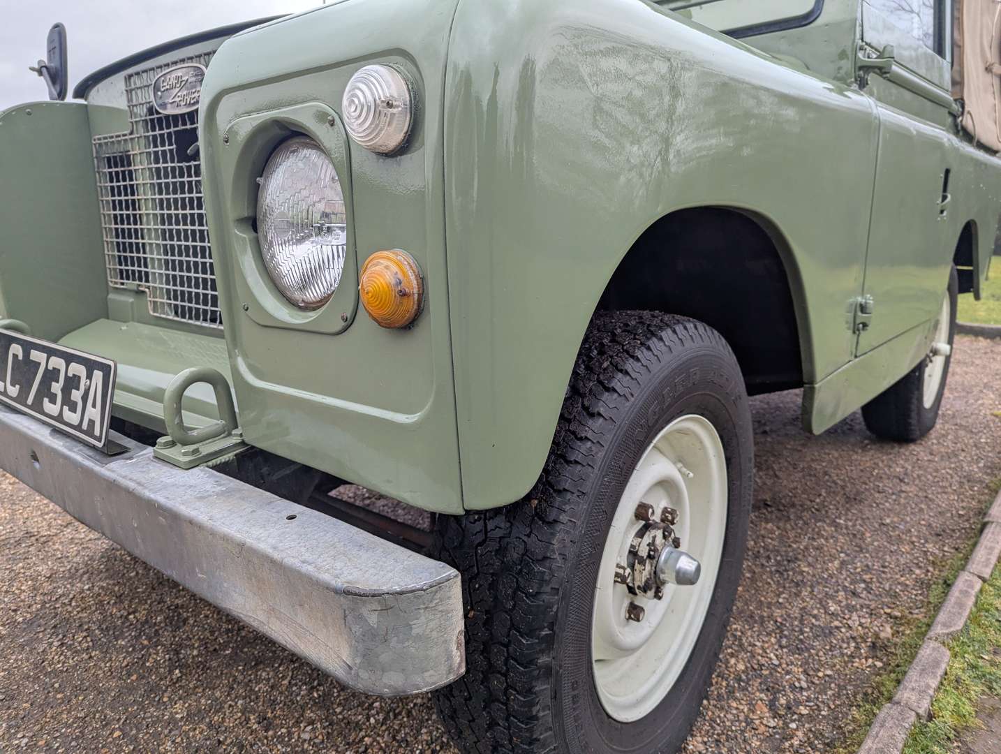 <p>1963 LAND ROVER SERIES IIA</p>