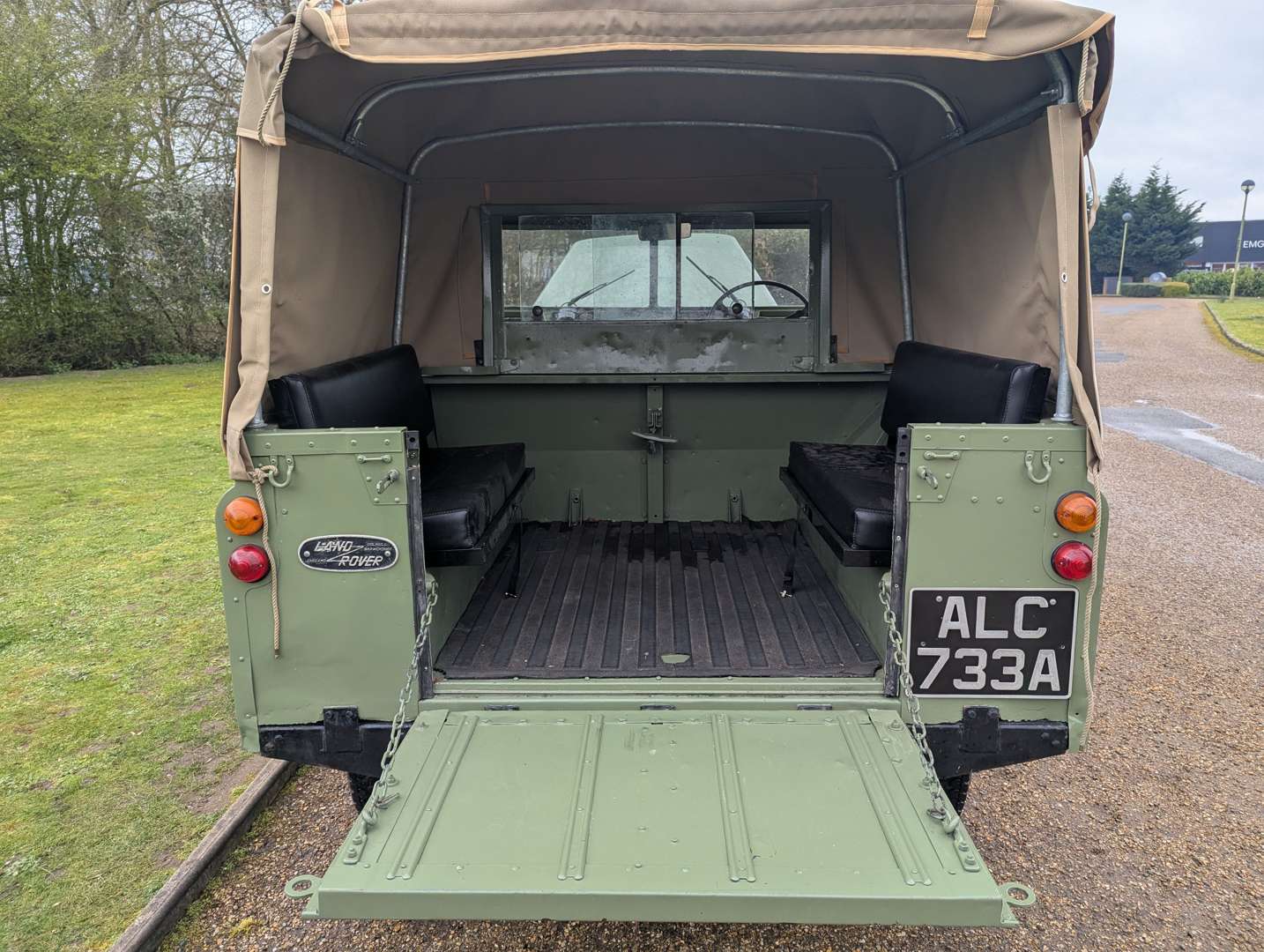 <p>1963 LAND ROVER SERIES IIA</p>