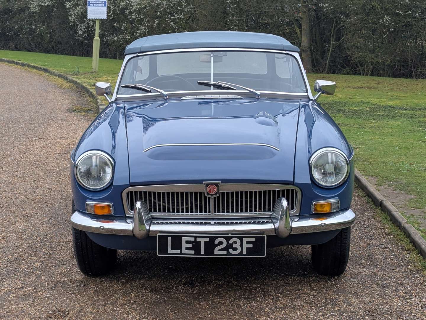<p>1968 MG C ROADSTER</p>