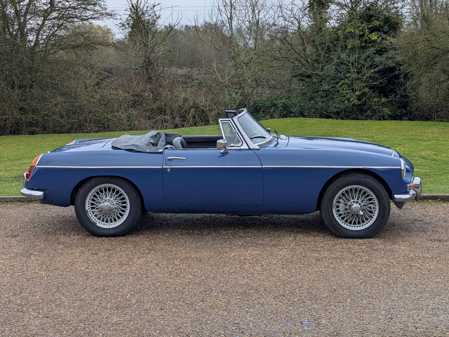 <p>1968 MG C ROADSTER</p>