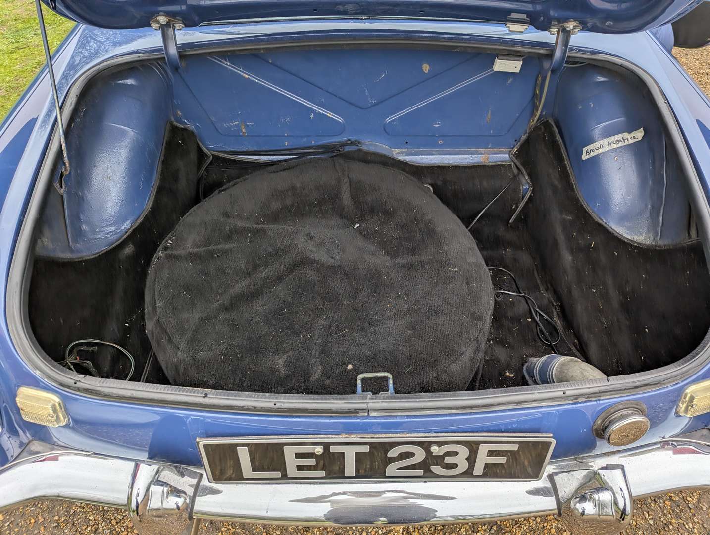 <p>1968 MG C ROADSTER</p>