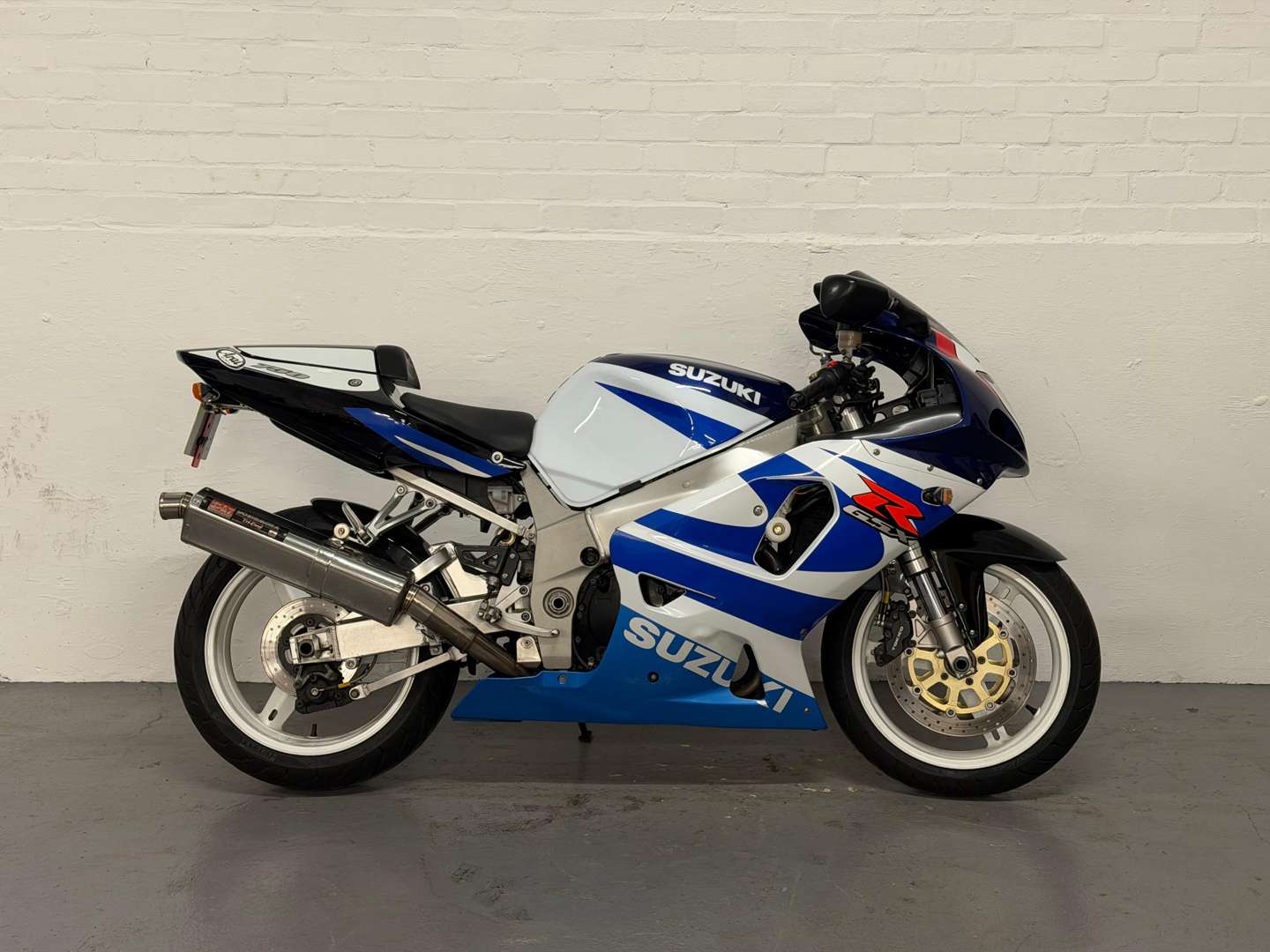 <p>2000 SUZUKI GSX-R750Y</p>