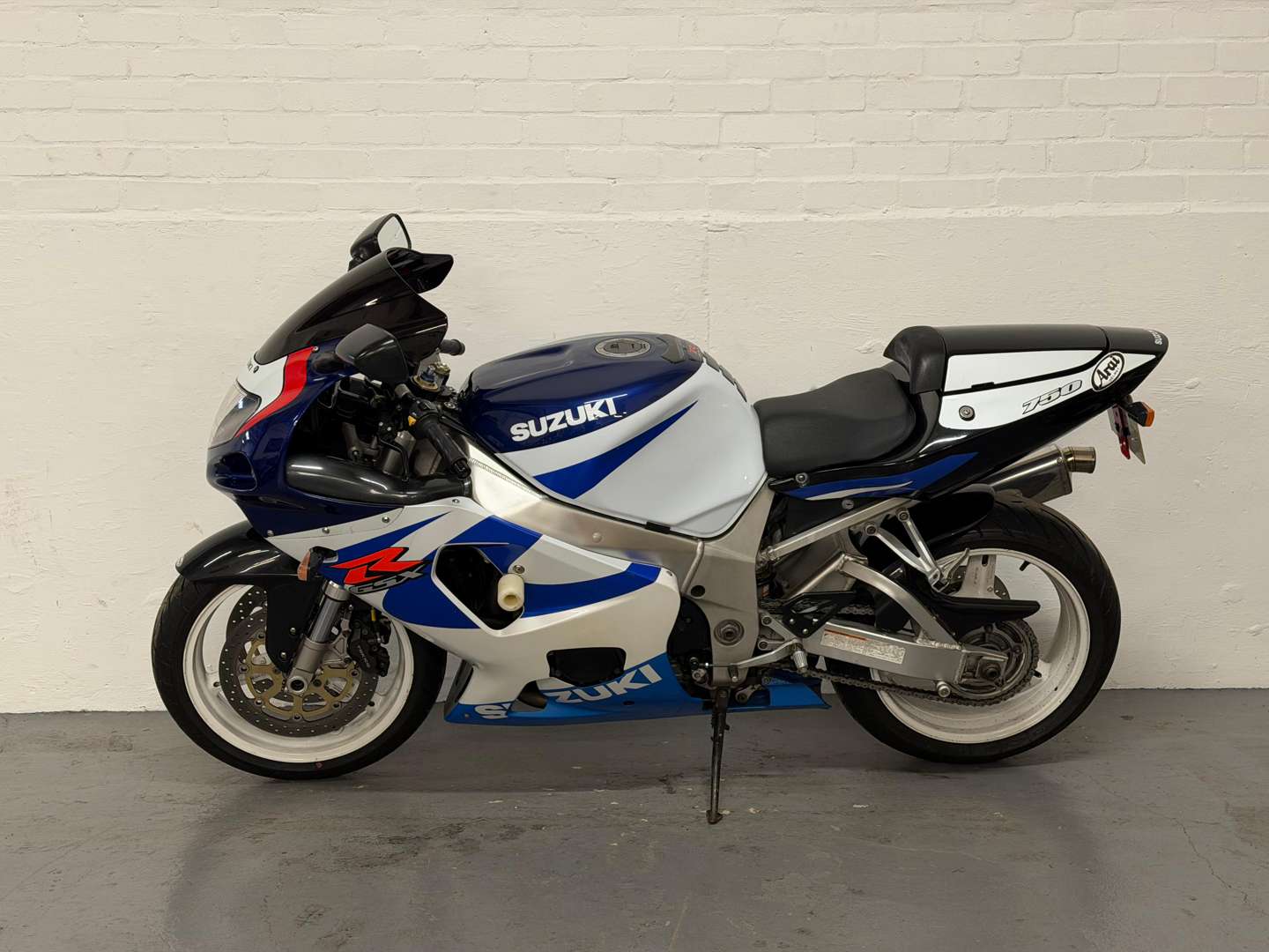 <p>2000 SUZUKI GSX-R750Y</p>