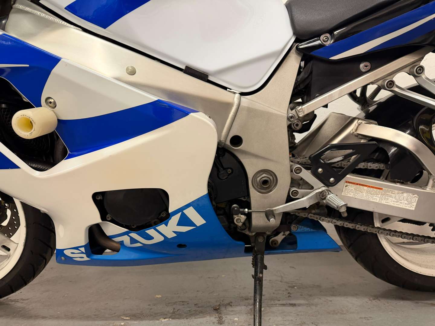 <p>2000 SUZUKI GSX-R750Y</p>