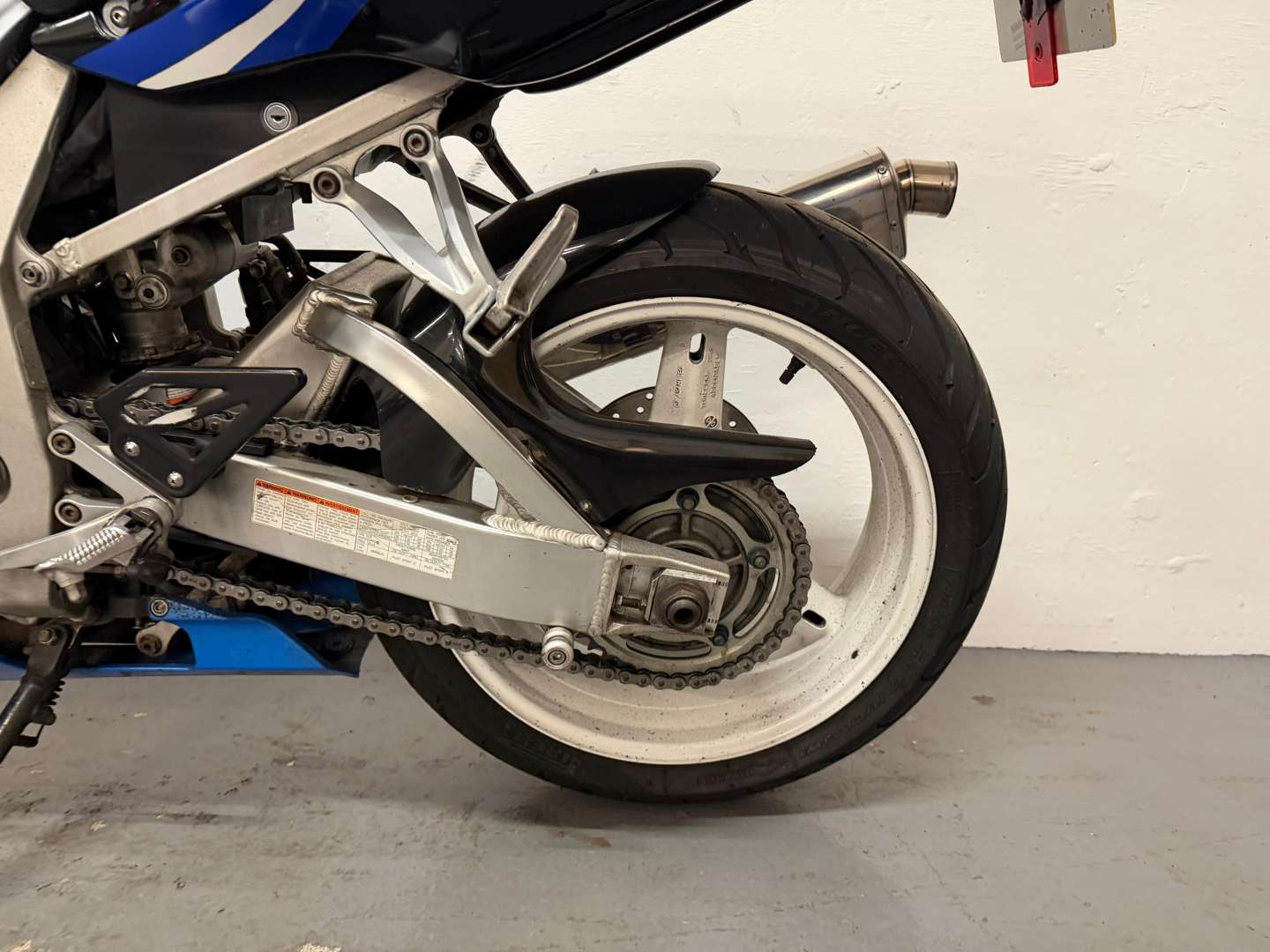 <p>2000 SUZUKI GSX-R750Y</p>