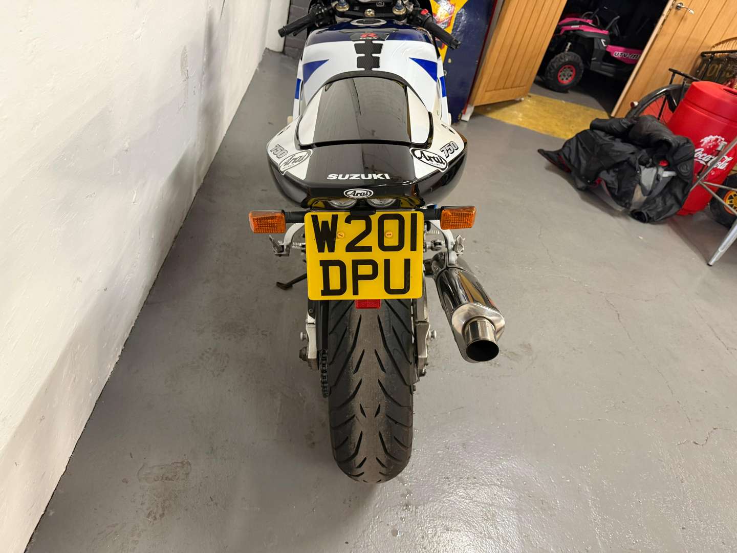 <p>2000 SUZUKI GSX-R750Y</p>