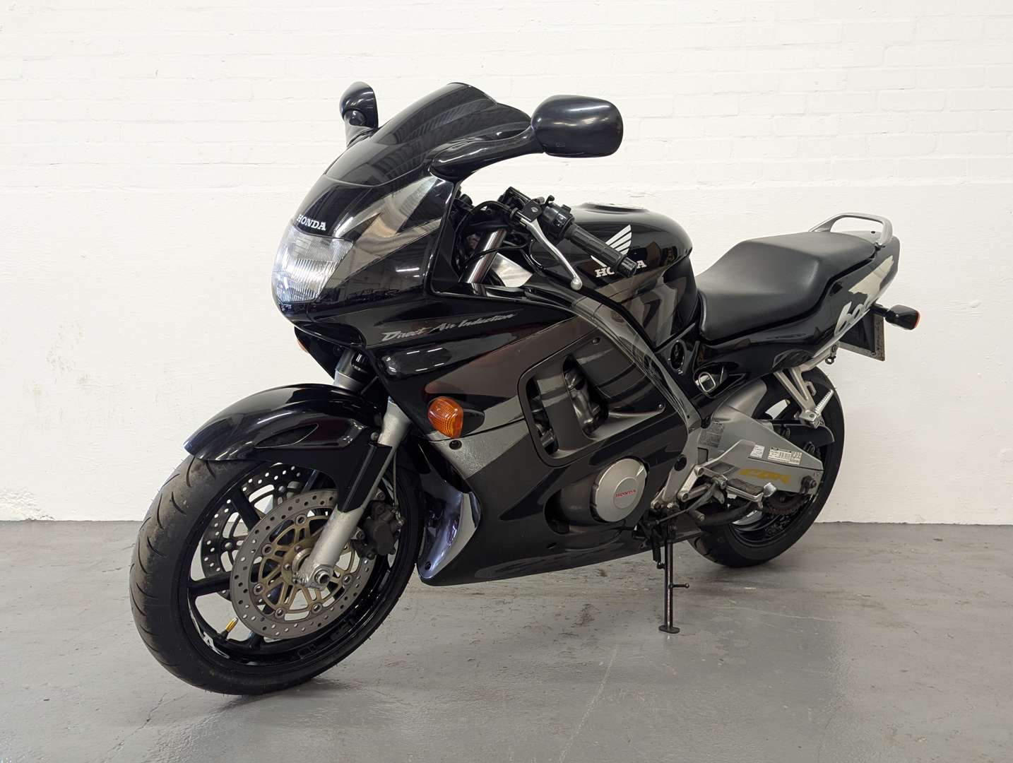 <p>1997 HONDA CBR 600F</p>