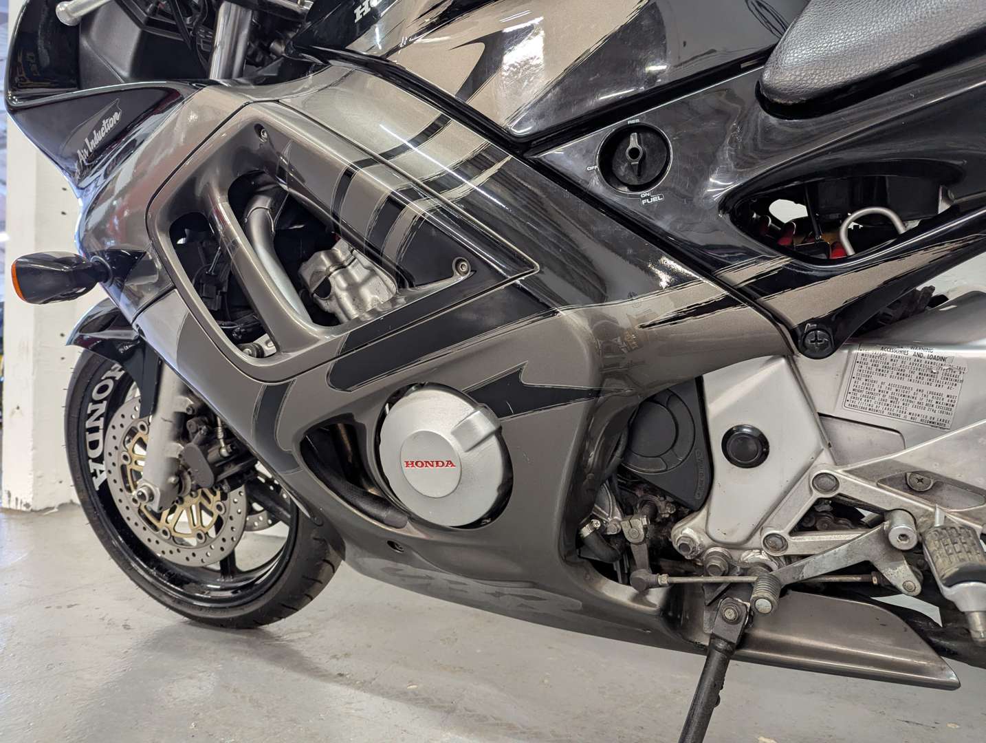 <p>1997 HONDA CBR 600F</p>