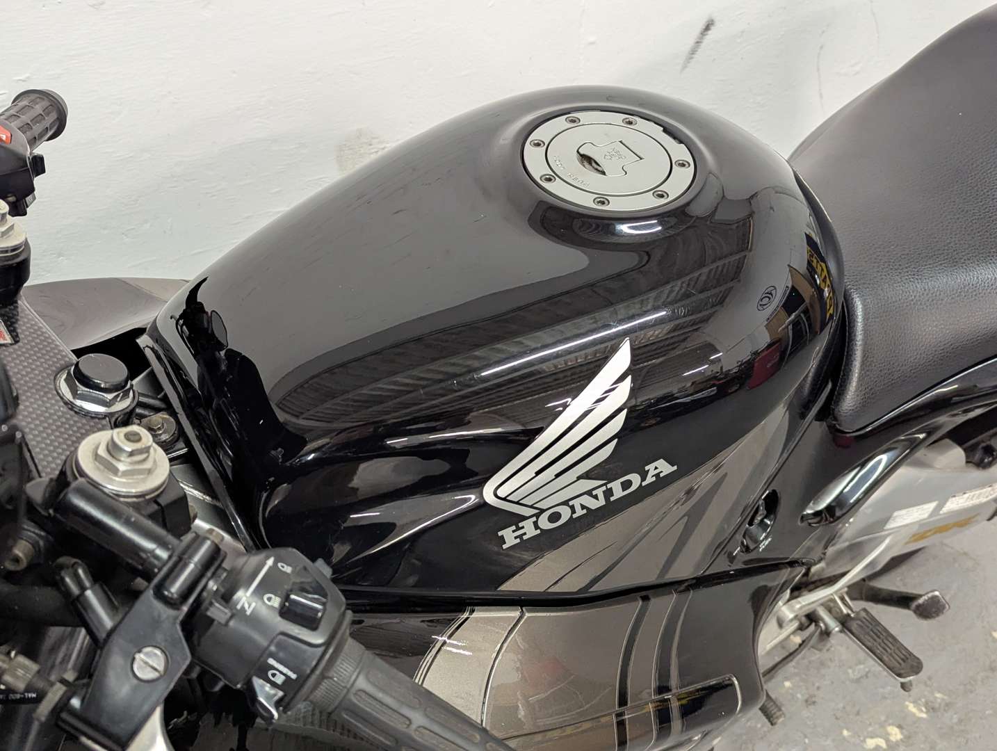 <p>1997 HONDA CBR 600F</p>