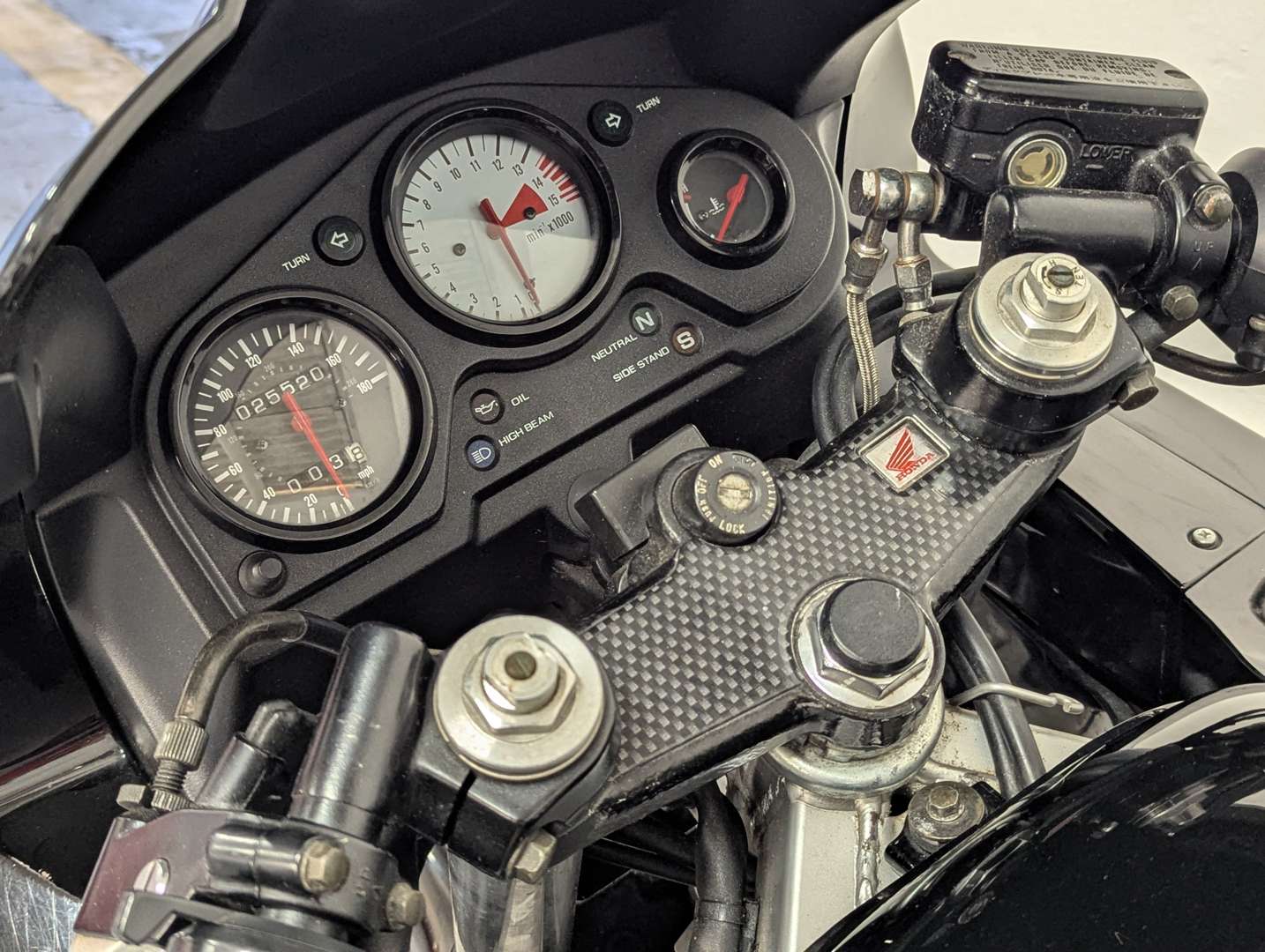 <p>1997 HONDA CBR 600F</p>