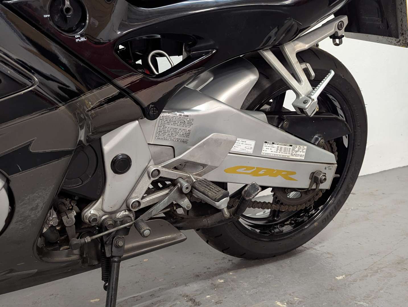 <p>1997 HONDA CBR 600F</p>