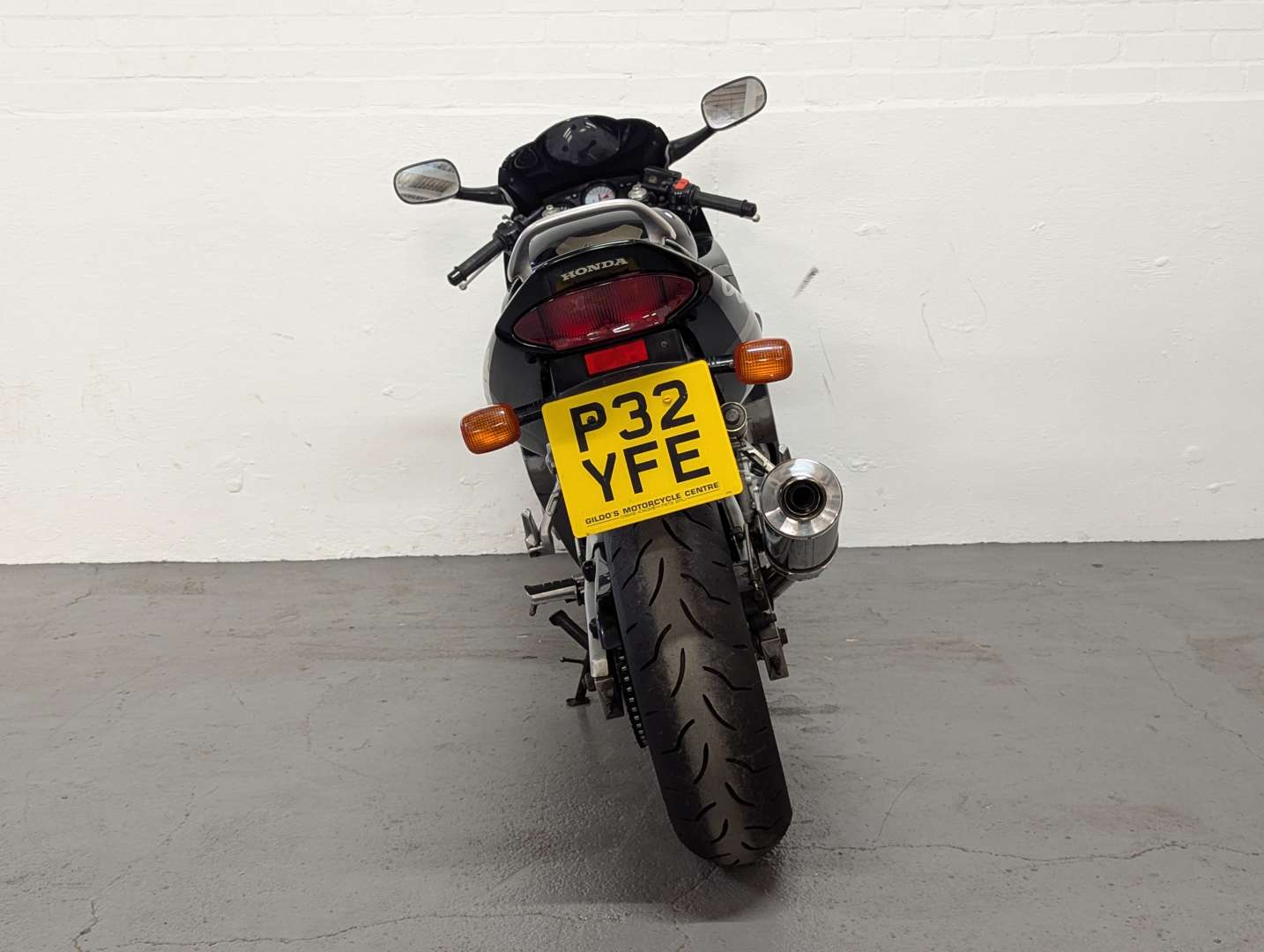 <p>1997 HONDA CBR 600F</p>