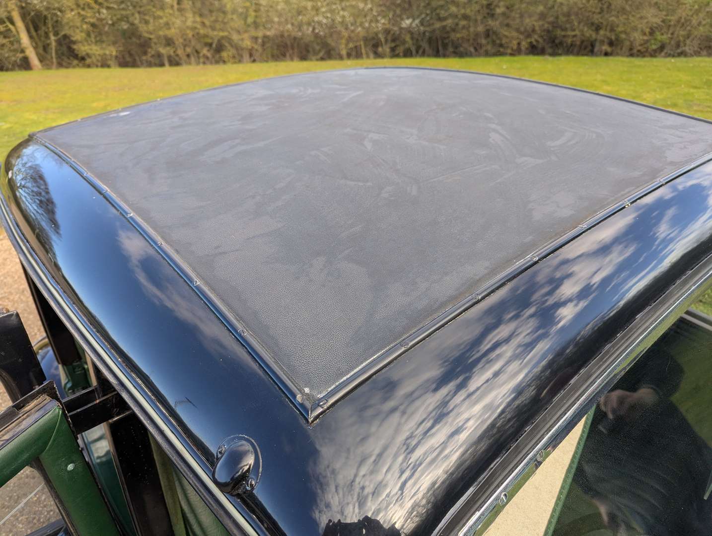 <p>1937 MORRIS 12 HP</p>