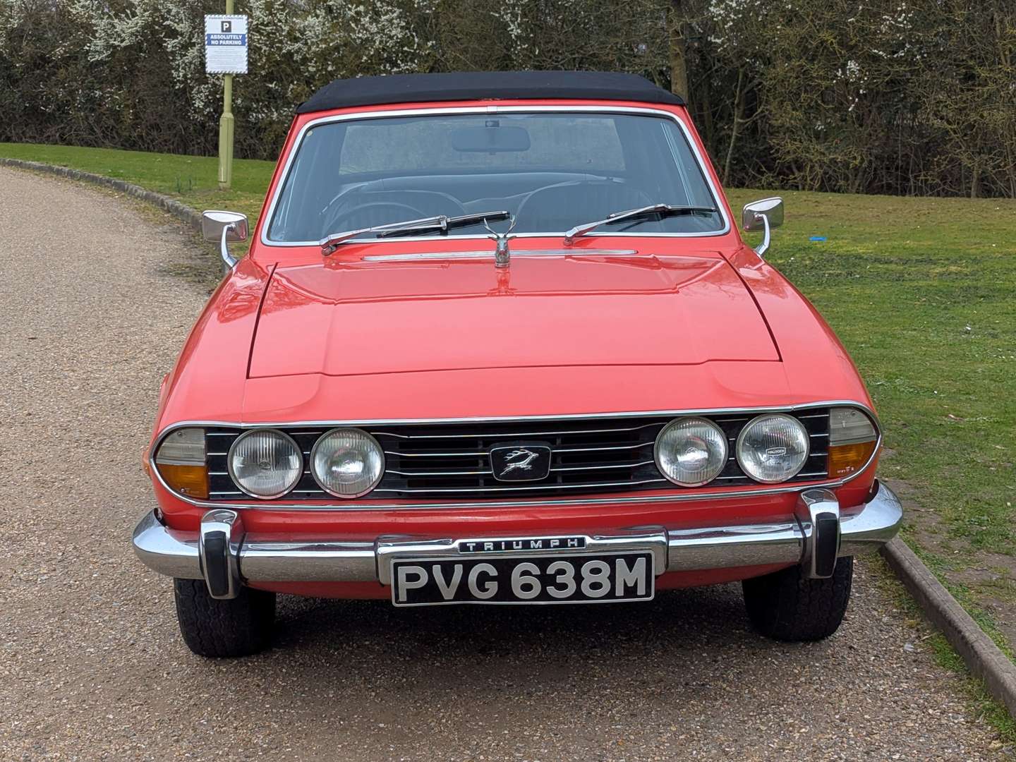 <p>1974 TRIUMPH STAG</p>