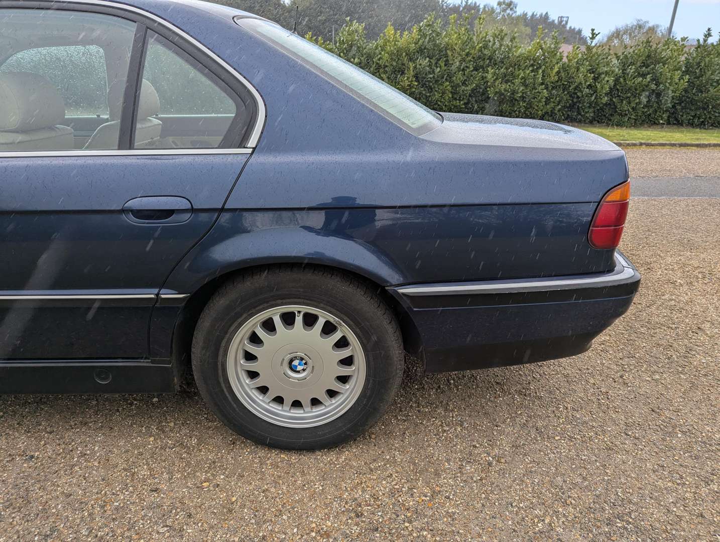 <p>1998 BMW 735I E38 AUTO</p>