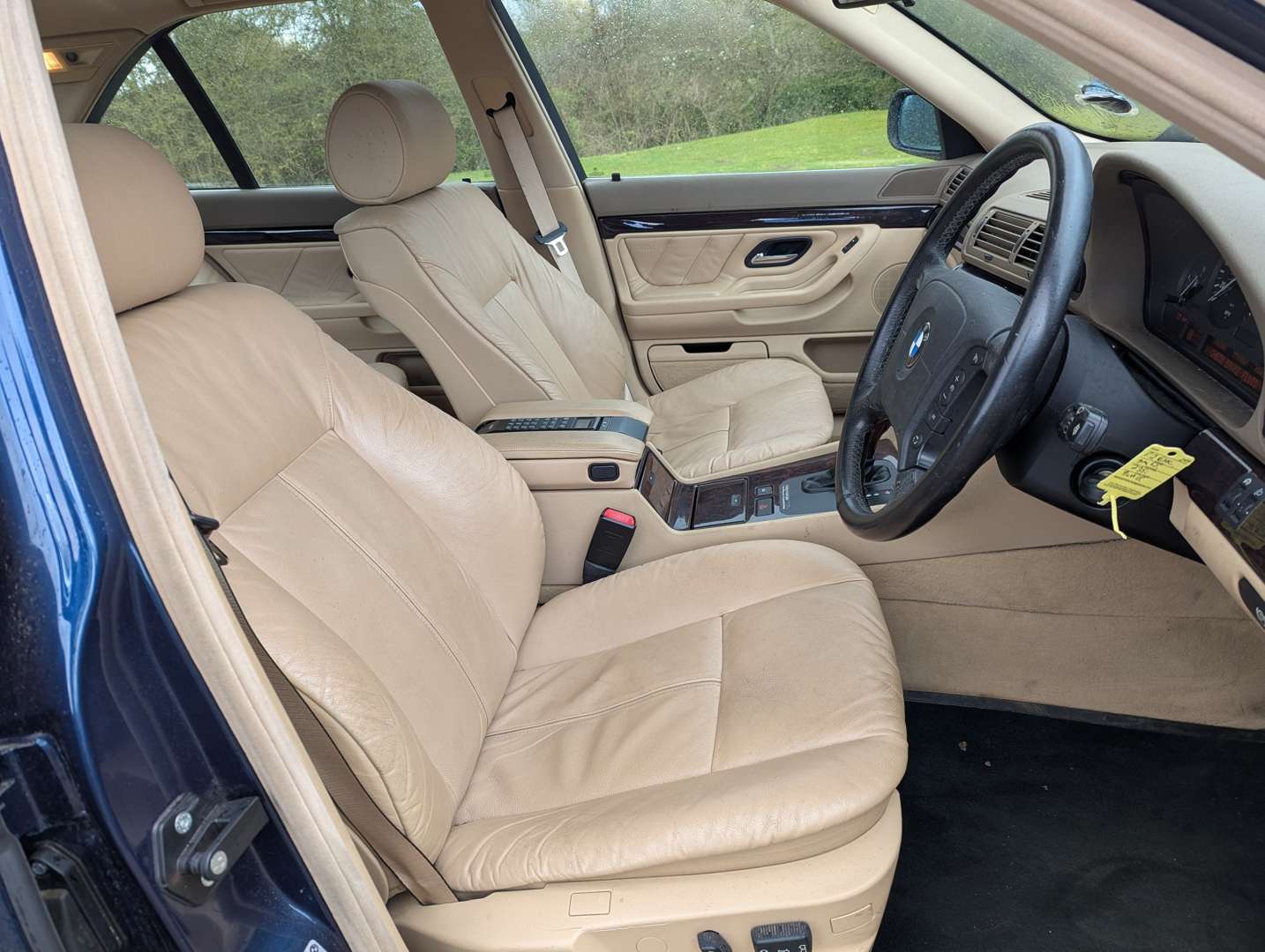 <p>1998 BMW 735I E38 AUTO</p>