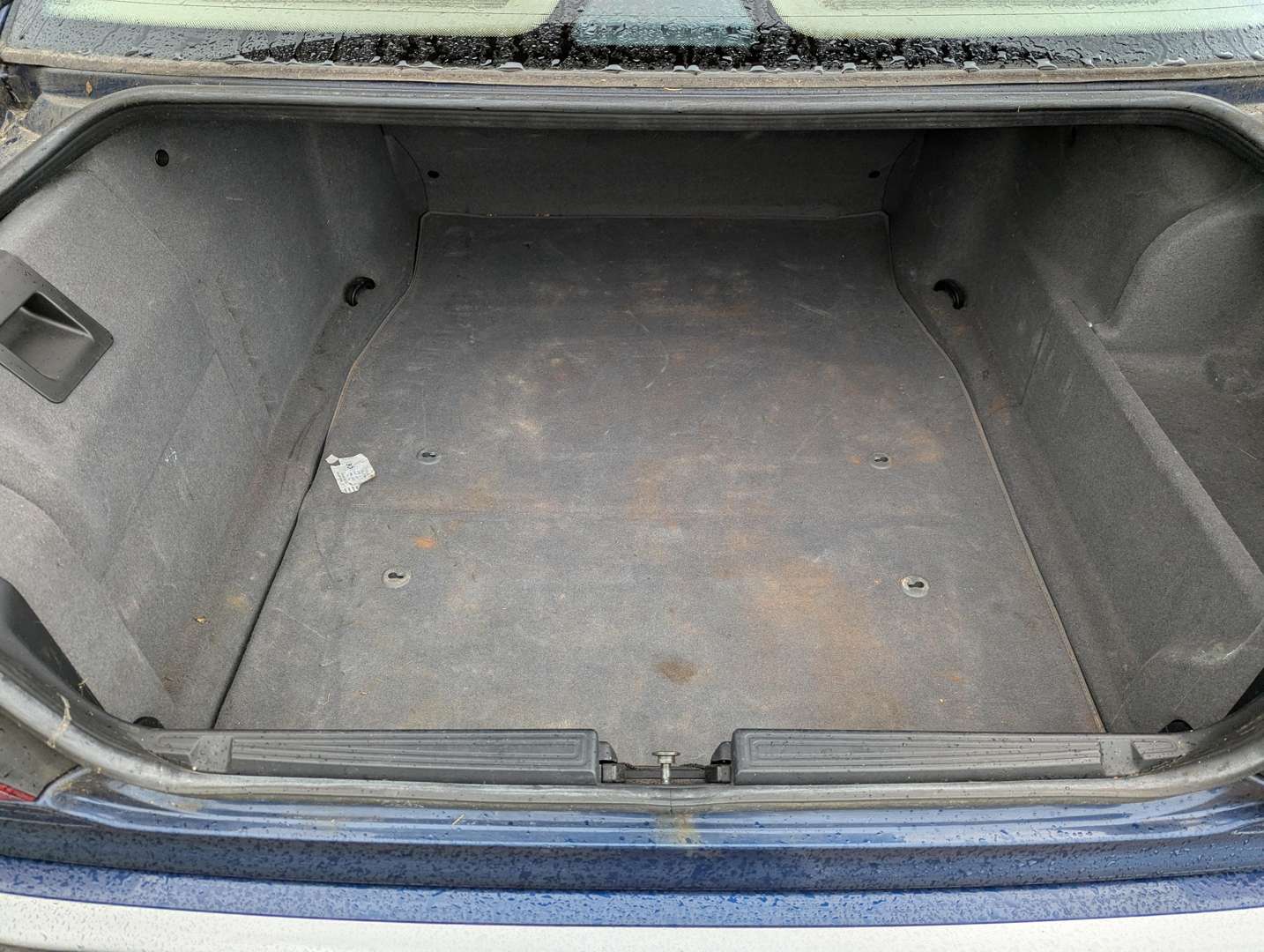 <p>1998 BMW 735I E38 AUTO</p>