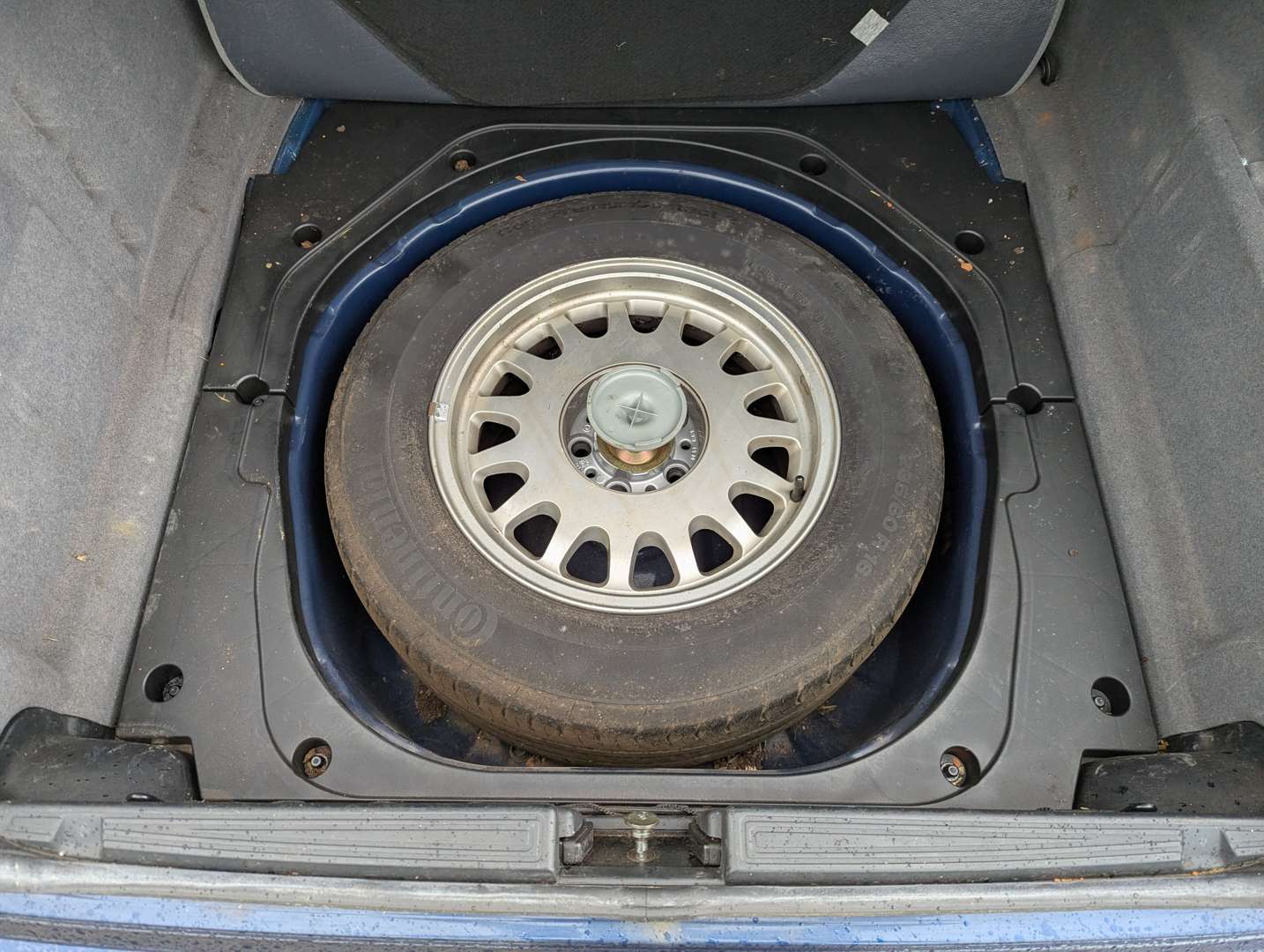 <p>1998 BMW 735I E38 AUTO</p>