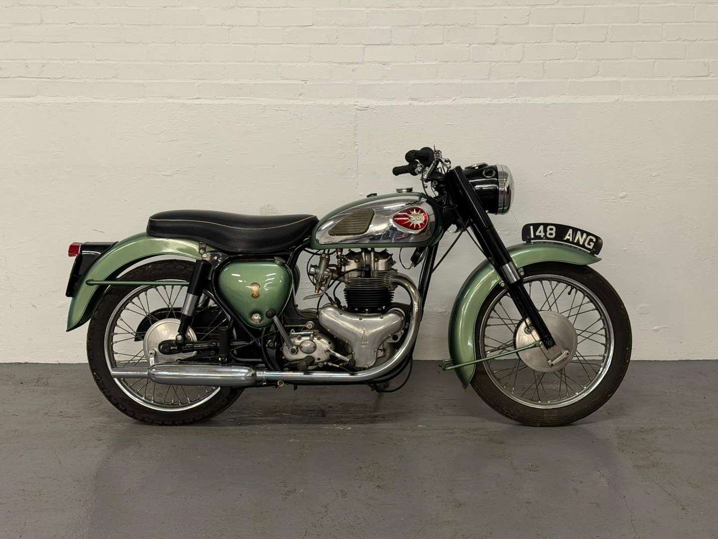<p>1960 BSA A7SS</p>