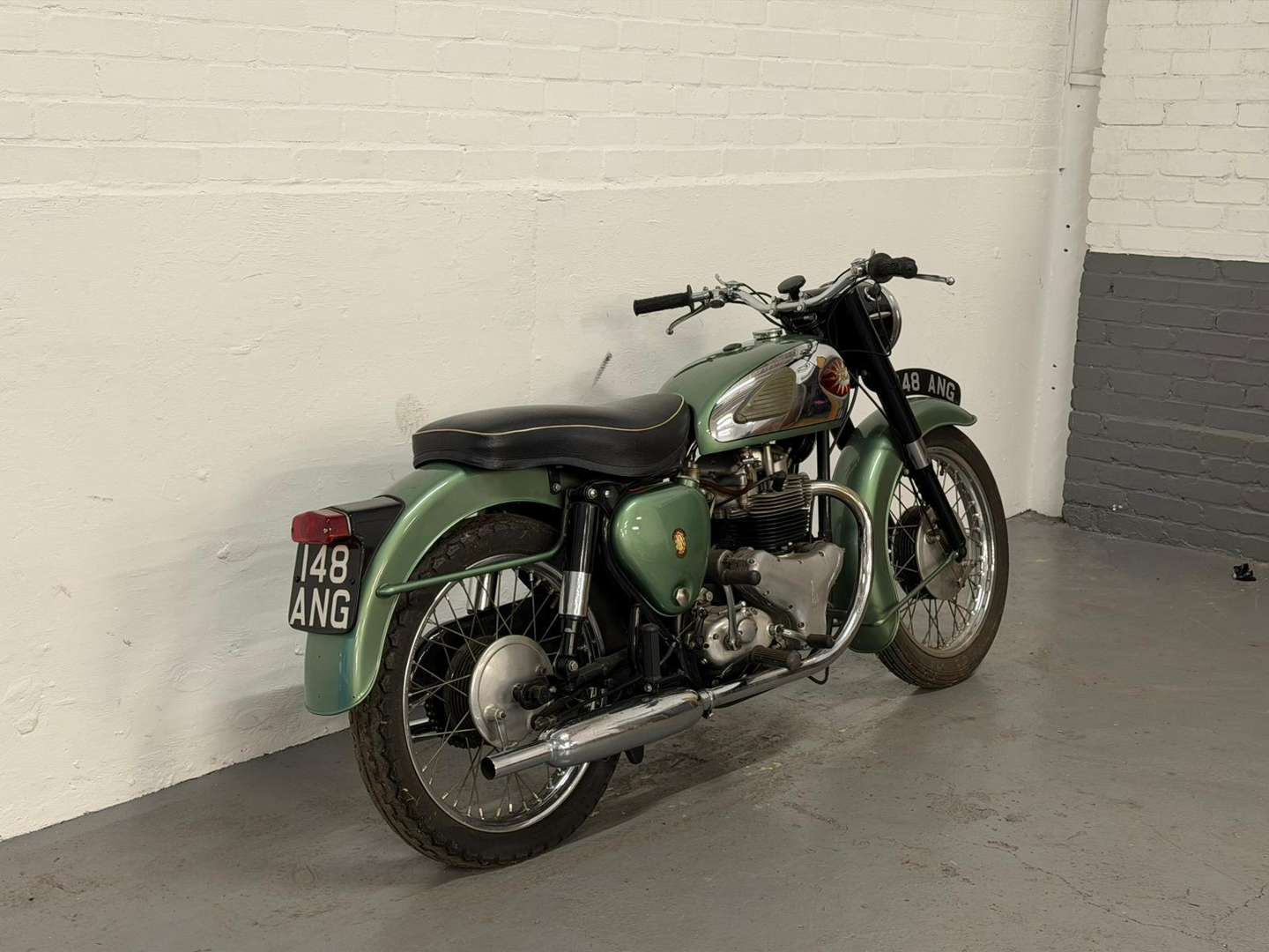<p>1960 BSA A7SS</p>