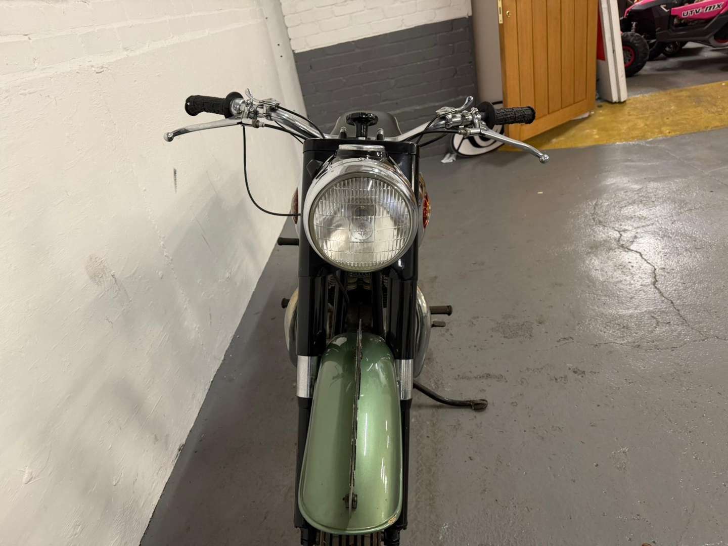 <p>1960 BSA A7SS</p>