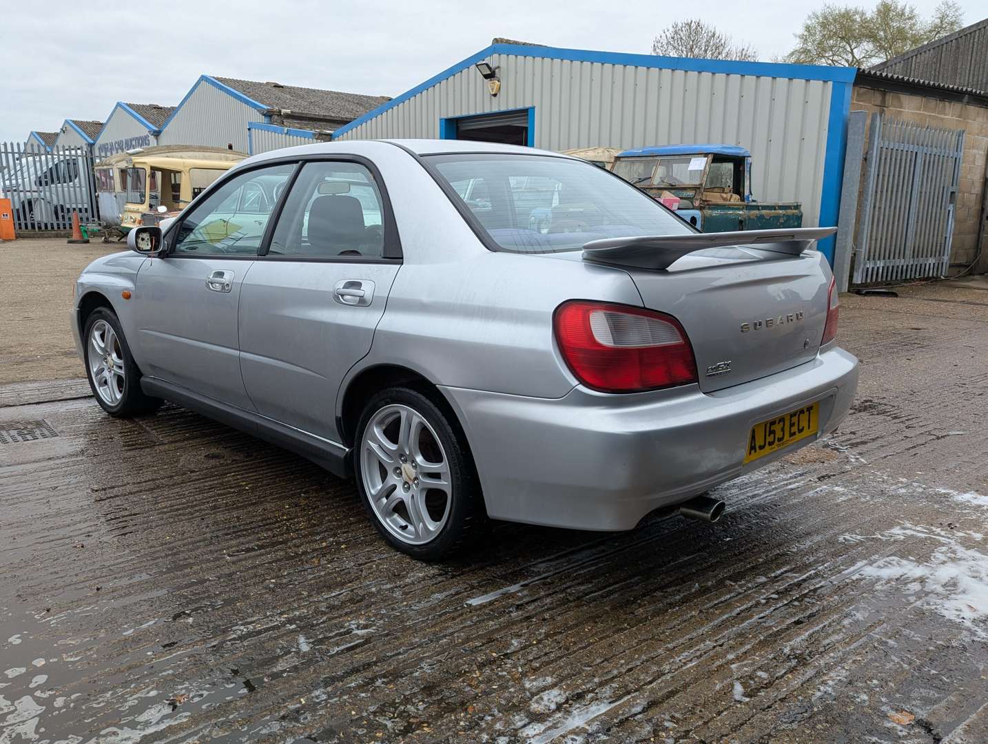 <p>2003 SUBARU IMPREZA GX AWD</p>