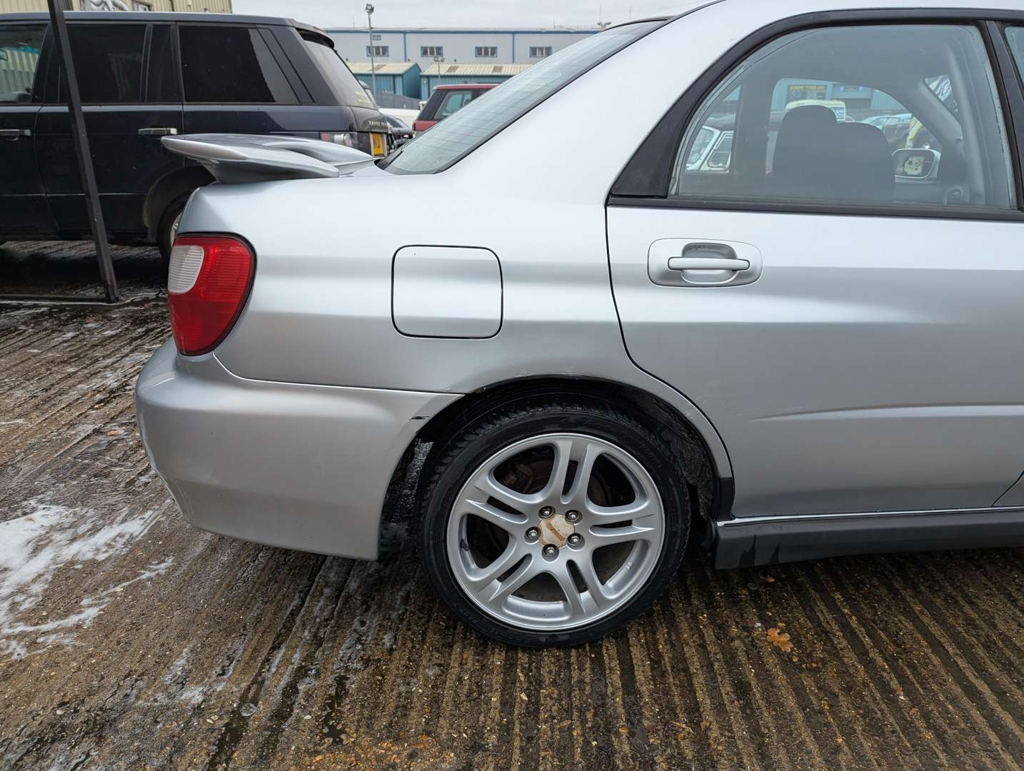 <p>2003 SUBARU IMPREZA GX AWD</p>