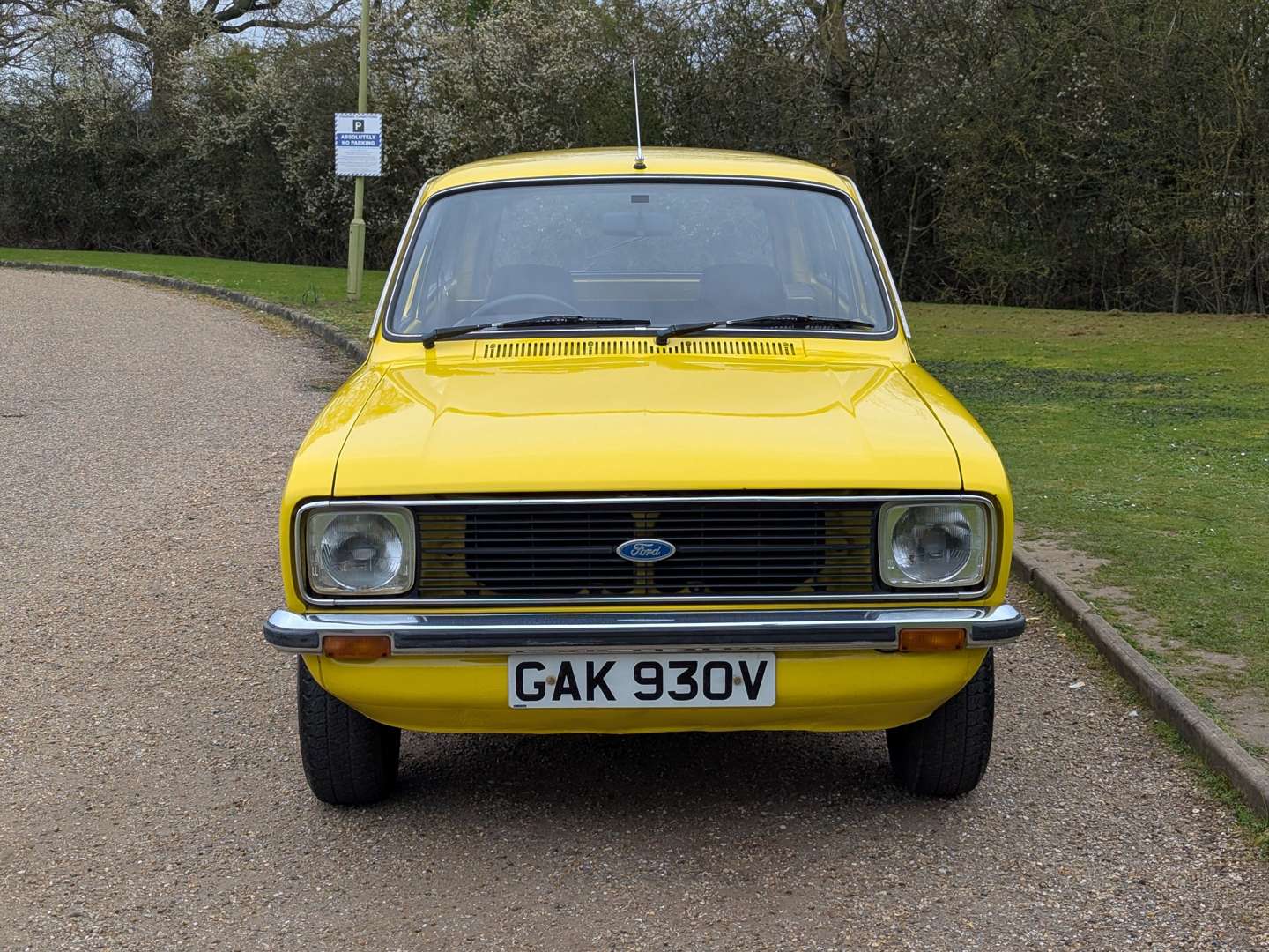 <p>1980 FORD ESCORT 1300 GL</p>