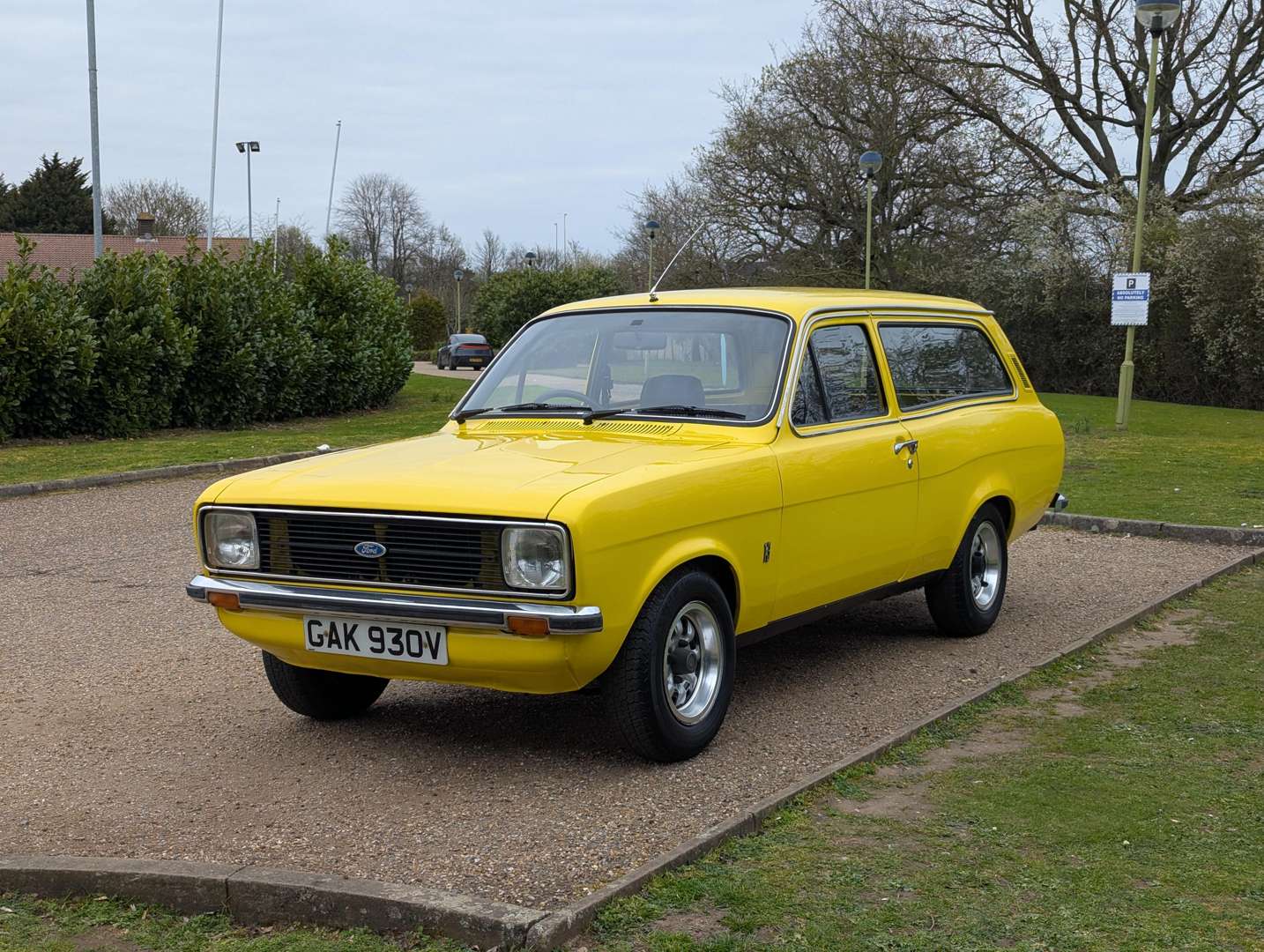 <p>1980 FORD ESCORT 1300 GL</p>