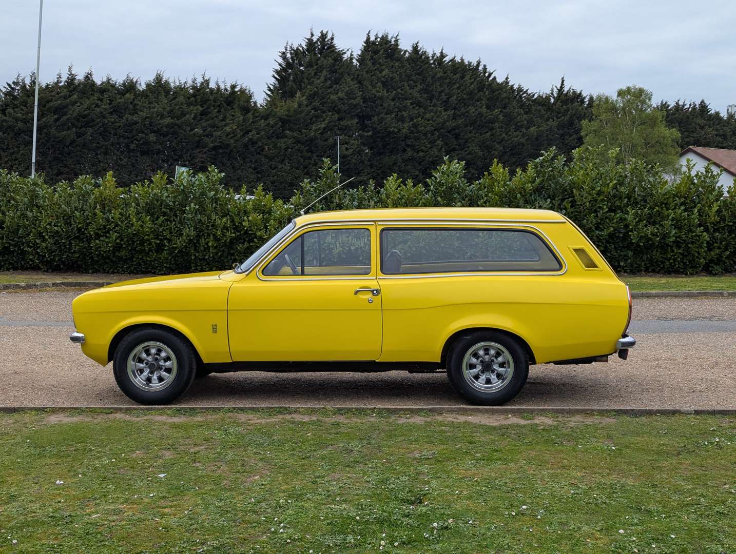 <p>1980 FORD ESCORT 1300 GL</p>