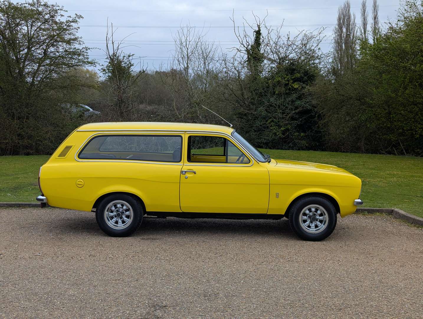 <p>1980 FORD ESCORT 1300 GL</p>