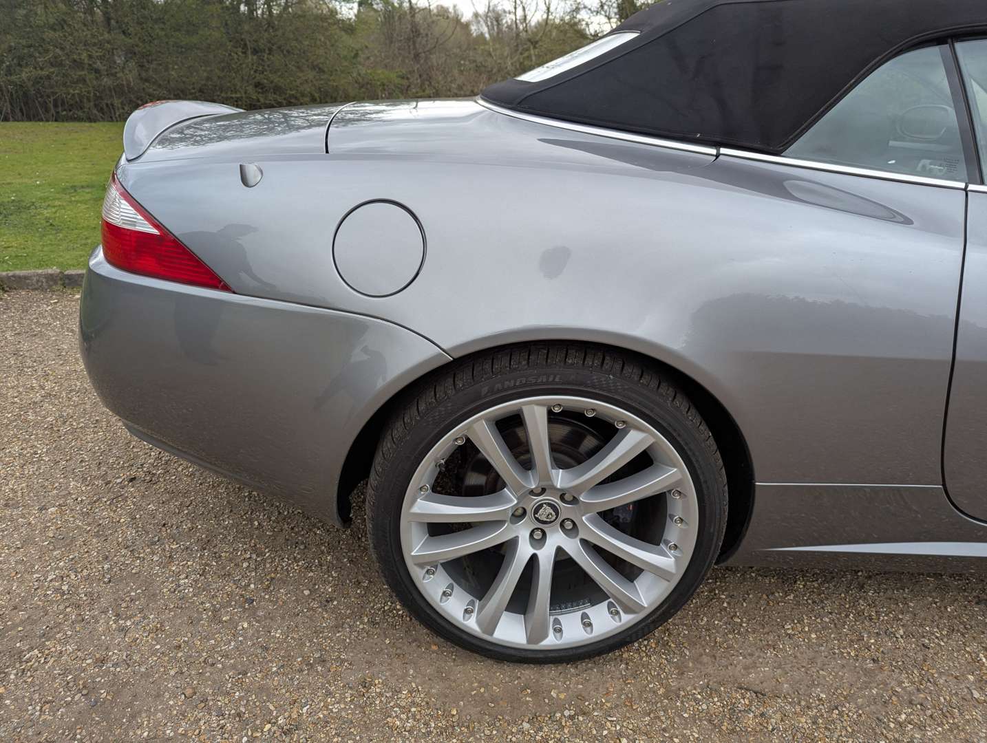 <p>2007 JAGUAR XKR 4.2 SUPERCHARGED</p>