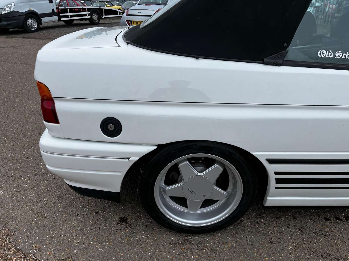 <p>1993 FORD ESCORT XR3I CABRIOLET</p>