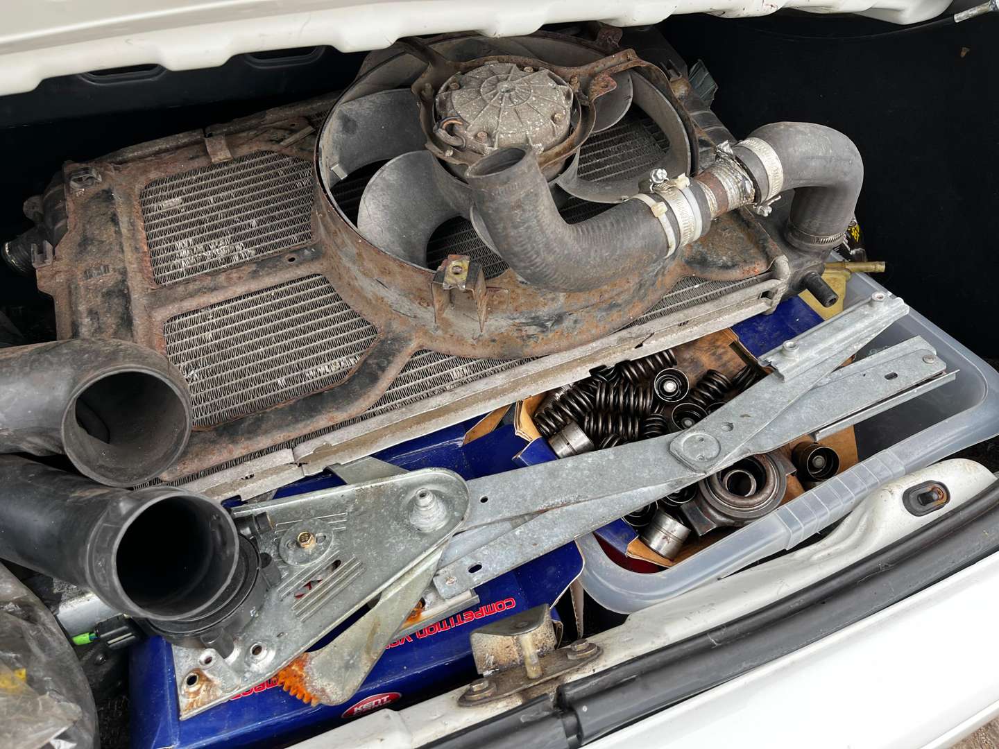 <p>1993 FORD ESCORT XR3I CABRIOLET</p>