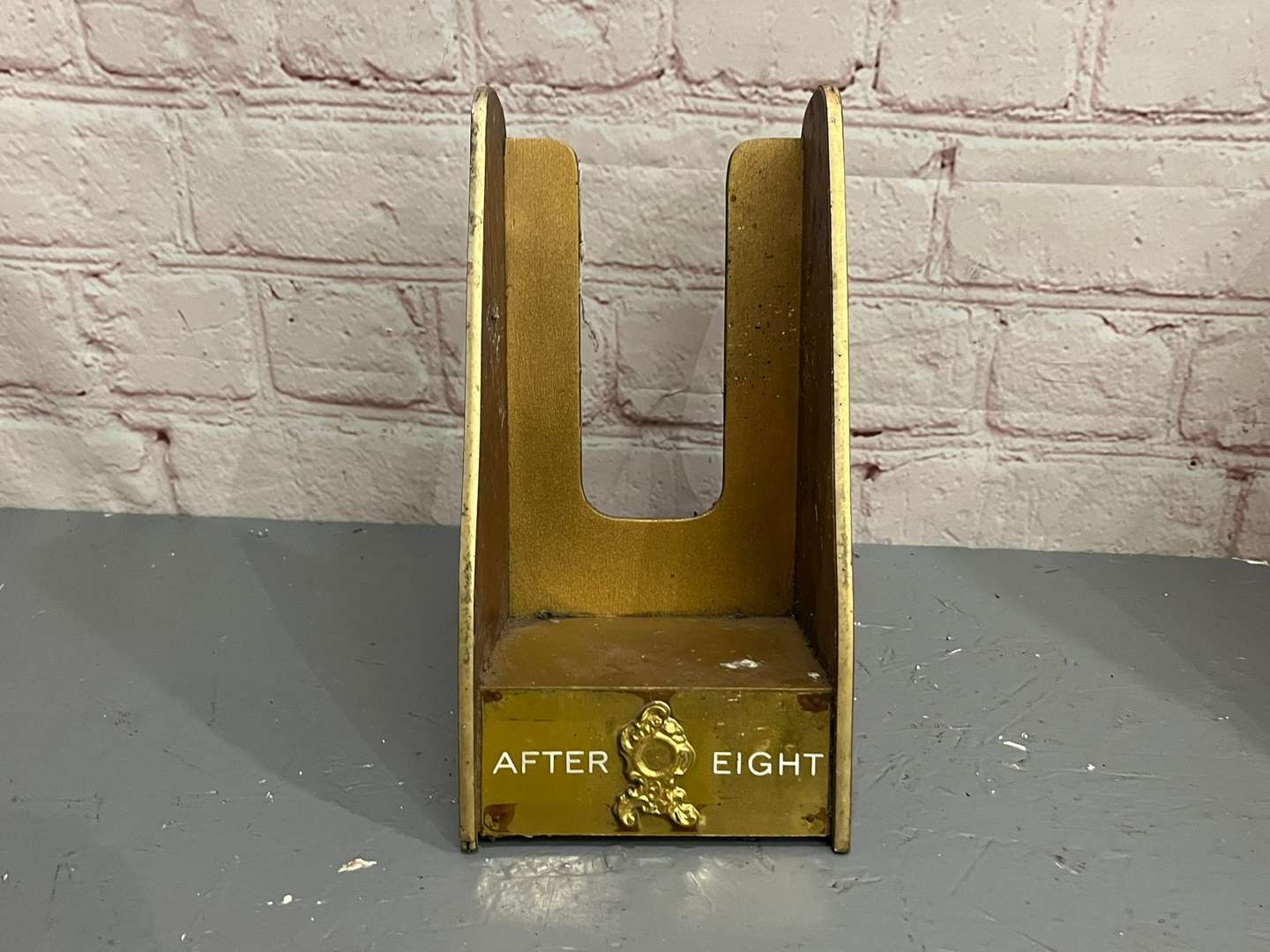 <p>After Eight, Meltonian Wren Polish Shop Displays (3)</p>